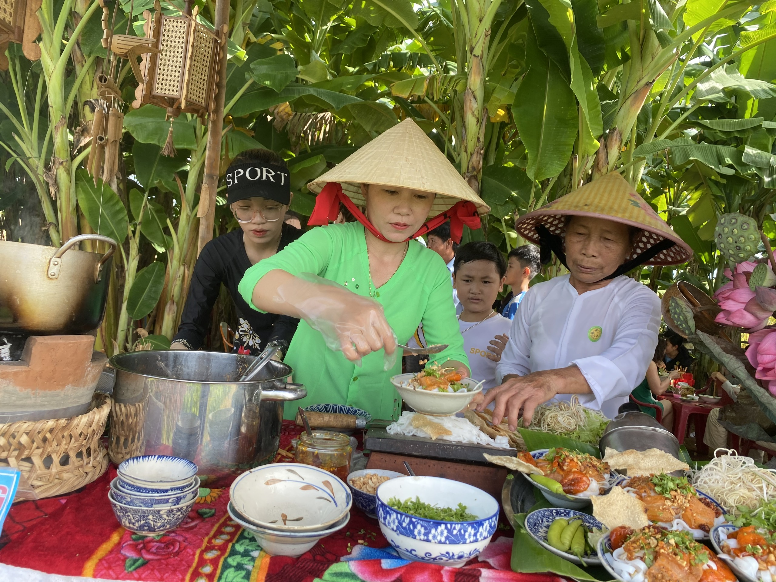 Nức tiếng m&igrave; Quảng Ph&uacute; Chi&ecirc;m- Ảnh 1.