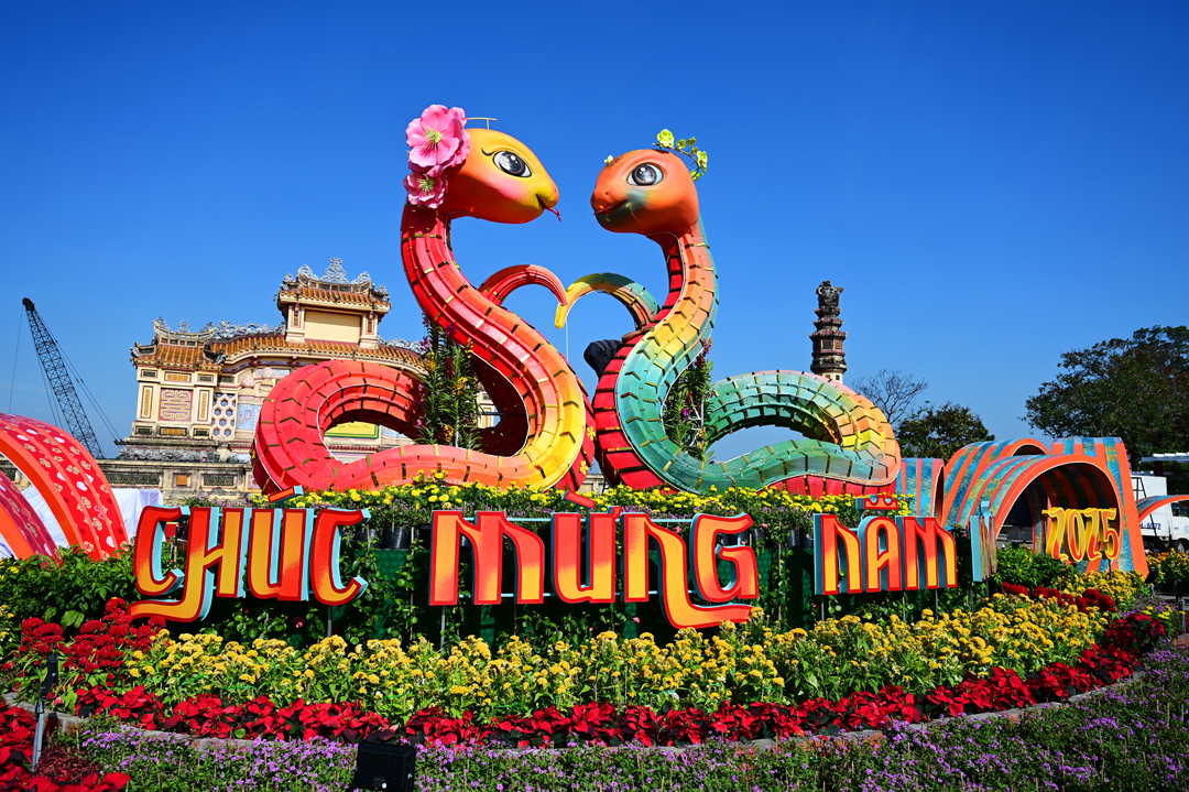 Linh vật rắn của tỉnh, th&agrave;nh n&agrave;o đẹp nhất Tết Ất Tỵ 2025?- Ảnh 19.