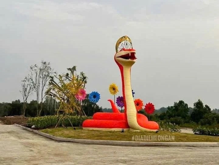 Linh vật rắn của tỉnh, th&agrave;nh n&agrave;o đẹp nhất Tết Ất Tỵ 2025?- Ảnh 29.
