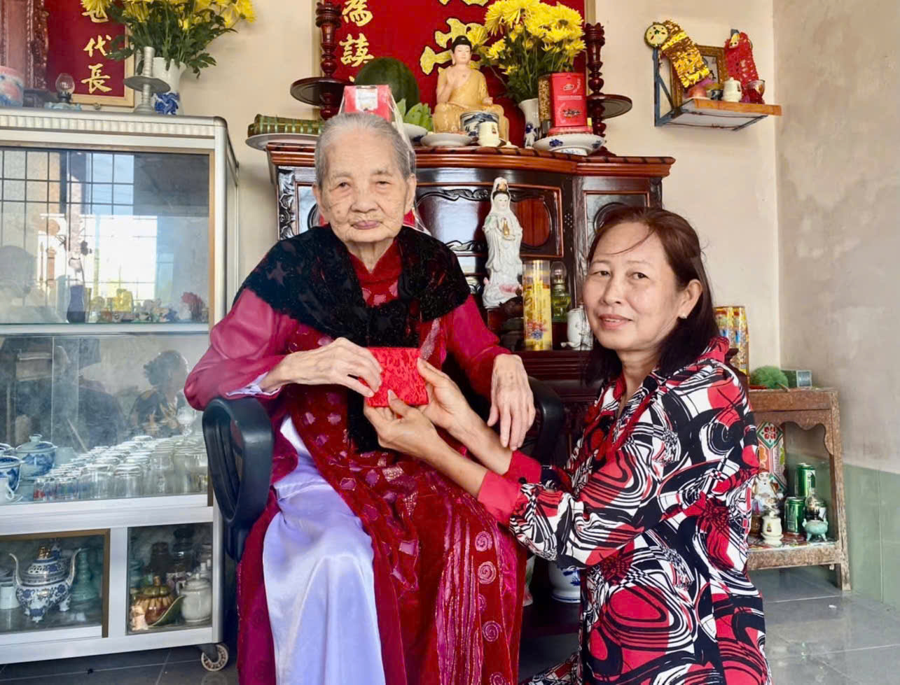 Cuộc thi viết "TẾT THỜI SỐ": Những chuyện mới v&agrave; kết nối kh&ocirc;ng bi&ecirc;n giới- Ảnh 1.