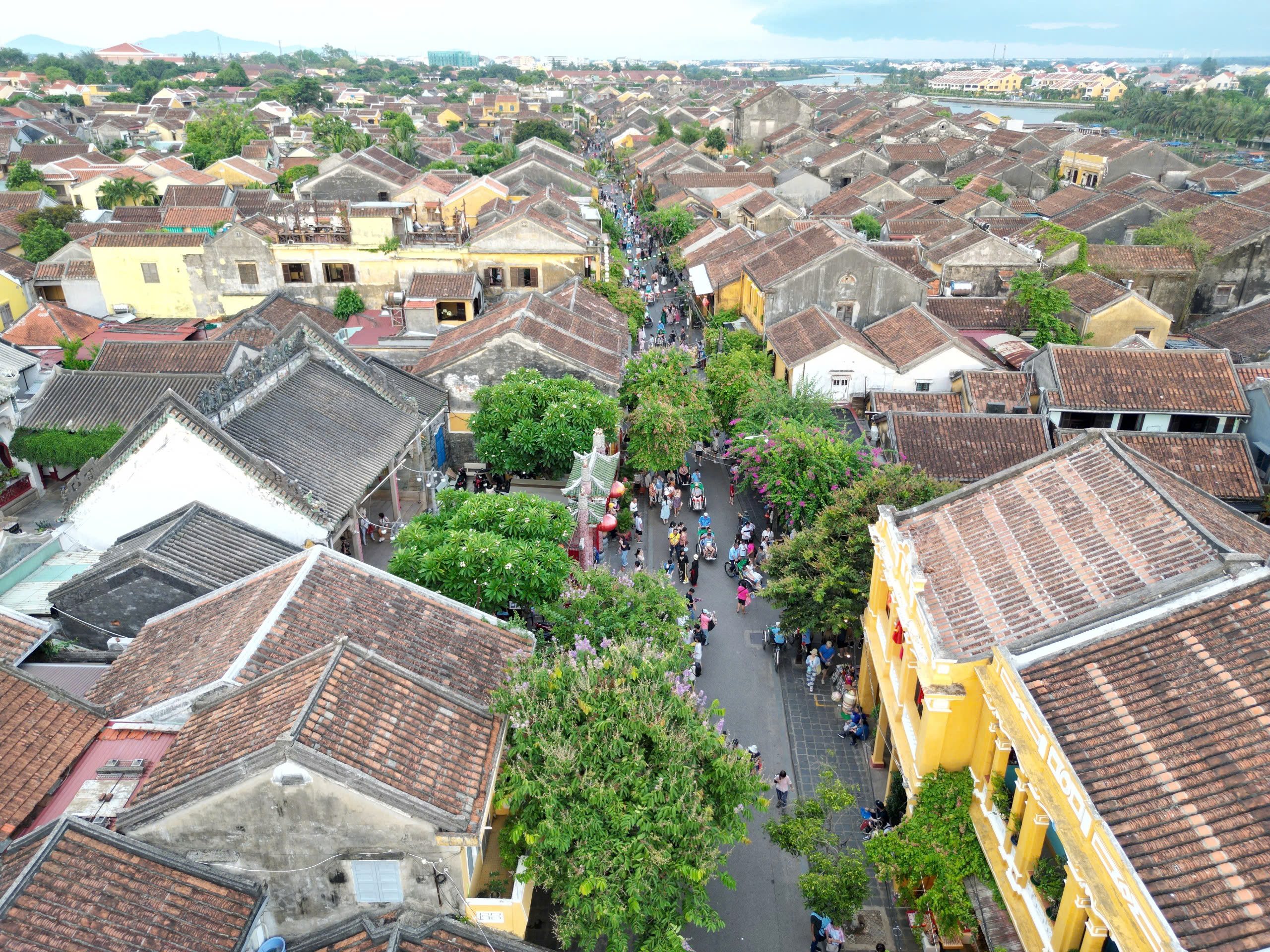 Du kh&aacute;ch khoe sắc tr&ecirc;n con đường duy nhất Việt Nam lọt top đẹp nhất thế giới- Ảnh 10.