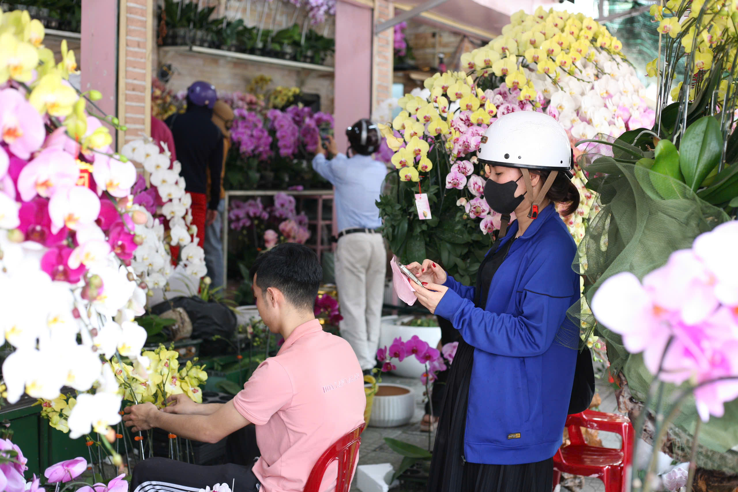 Thú chơi hoa kiểng dịp Tết và những giá trị văn hóa truyền thống- Ảnh 13.