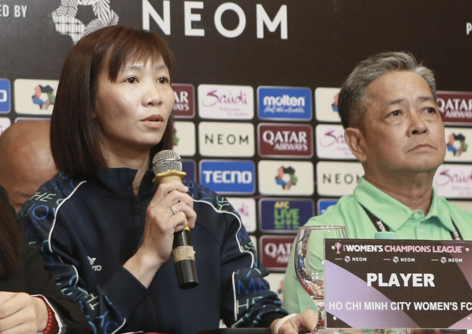 Tuổi 37 lang thang c&ugrave;ng futsal của Trần Thị Th&ugrave;y Trang- Ảnh 4.