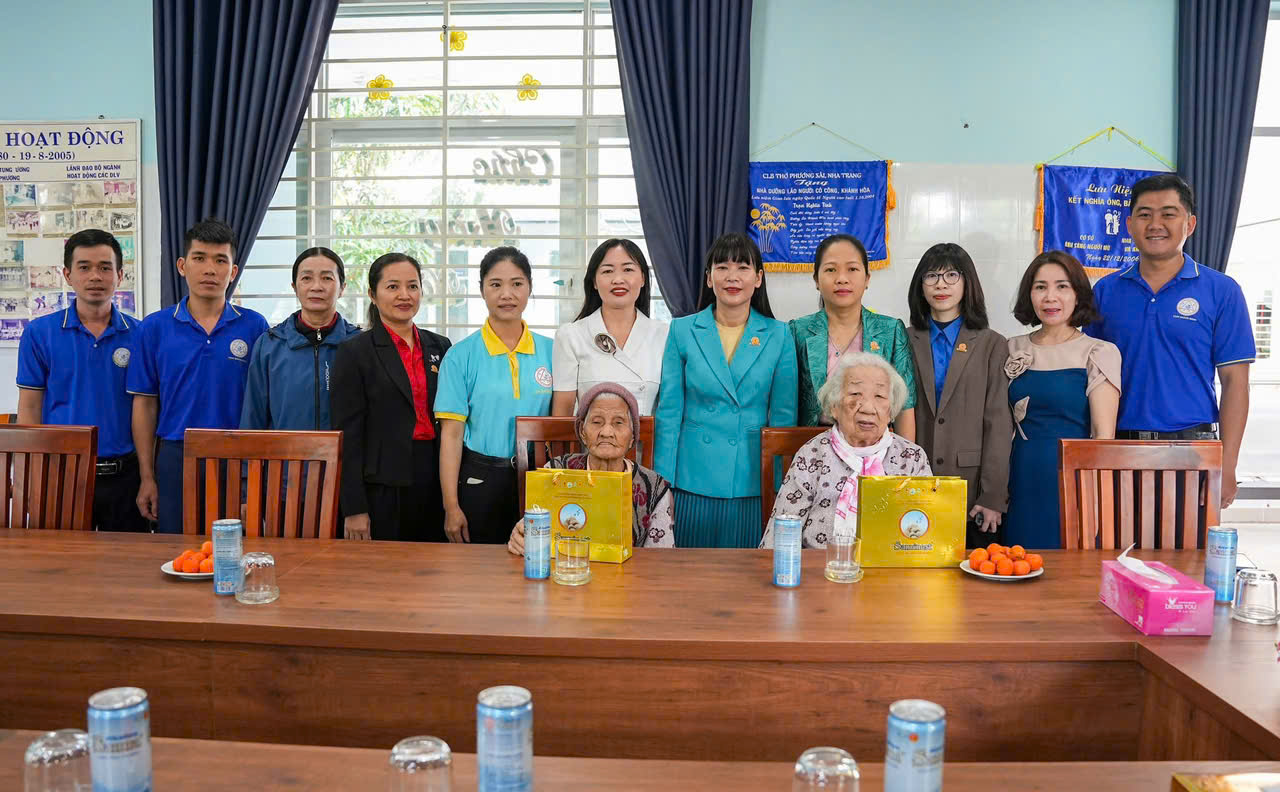 C&ocirc;ng ty Yến s&agrave;o Kh&aacute;nh H&ograve;a mang Tết đến c&aacute;c đối tượng ch&iacute;nh s&aacute;ch v&agrave; người ngh&egrave;o- Ảnh 2.