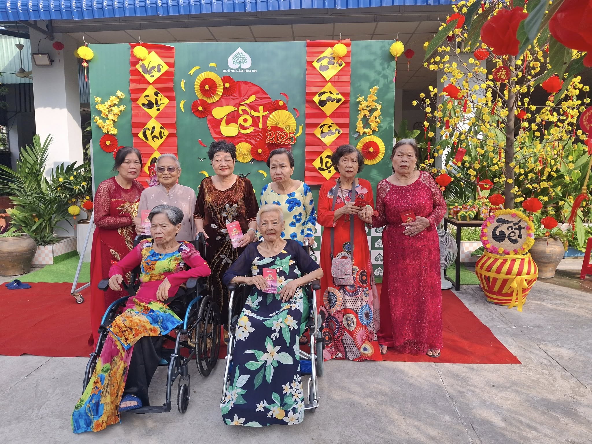 Tết với người gi&agrave; neo đơn: Xu&acirc;n về, ai nhớ ai thương?- Ảnh 5.