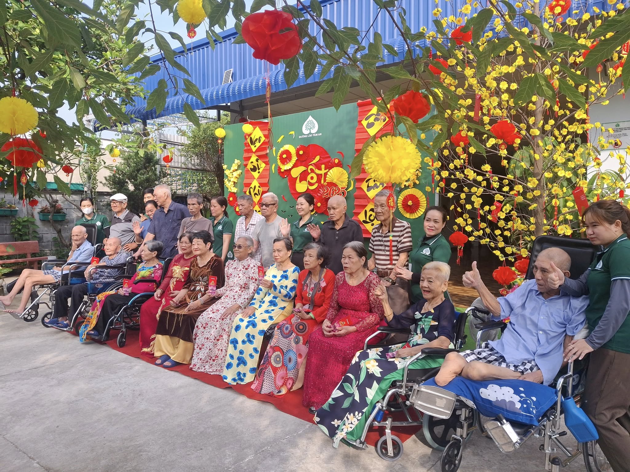 Tết với người gi&agrave; neo đơn: Xu&acirc;n về, ai nhớ ai thương?- Ảnh 4.