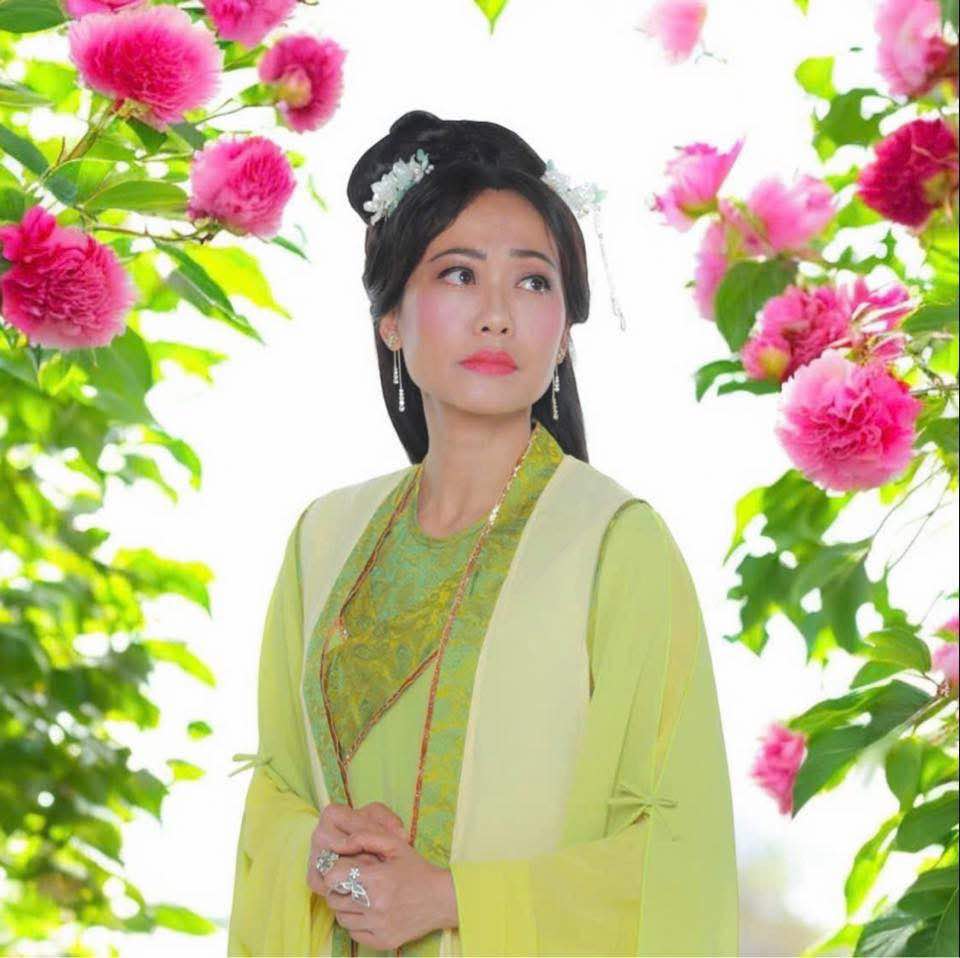 Nghệ sĩ tuổi Tỵ đ&oacute;n xu&acirc;n Ất Tỵ- Ảnh 6.