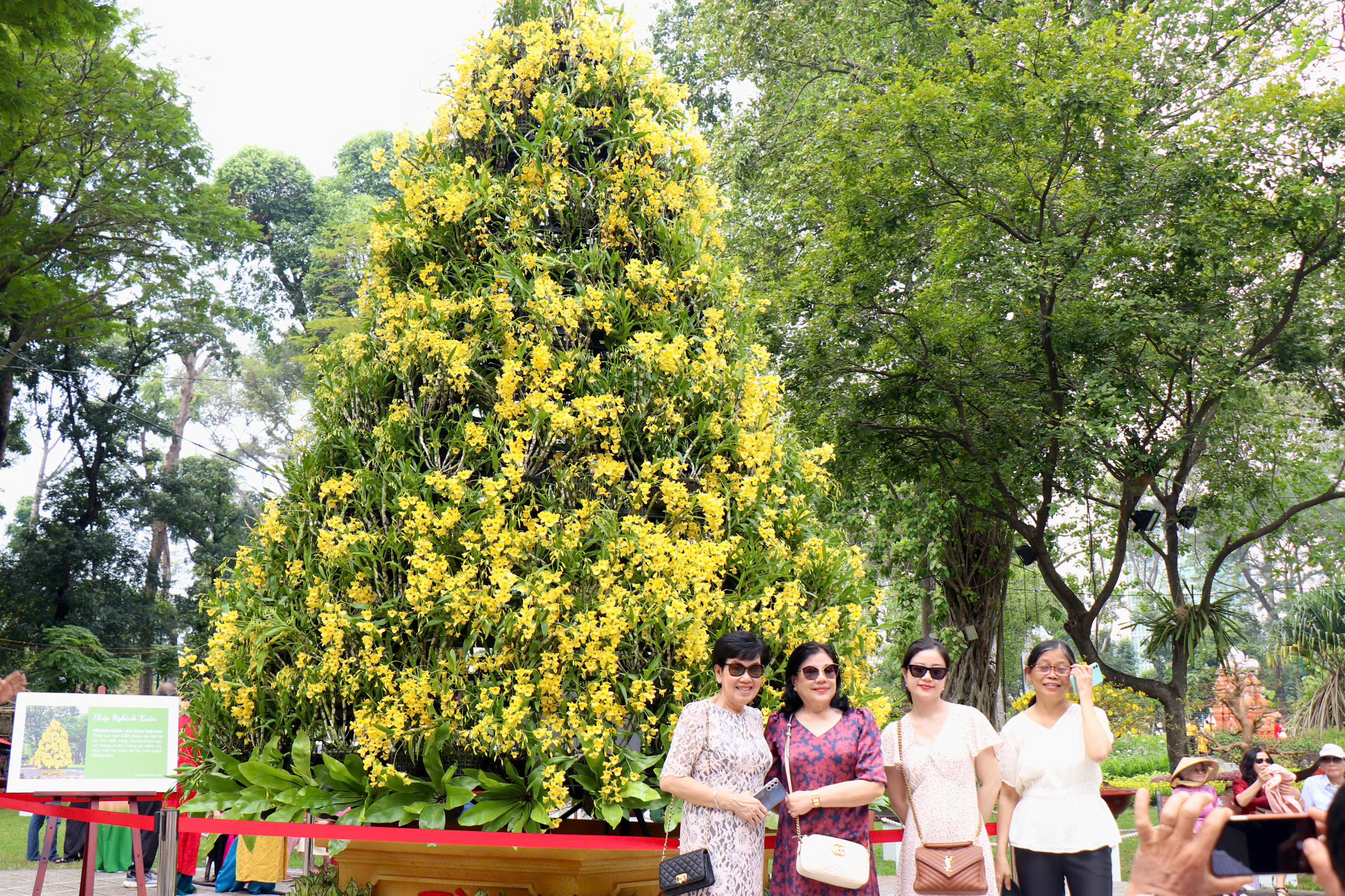Hội hoa xu&acirc;n TP HCM: Kỳ hoa dị thảo, điểm đến kh&ocirc;ng thể bỏ lỡ- Ảnh 14.