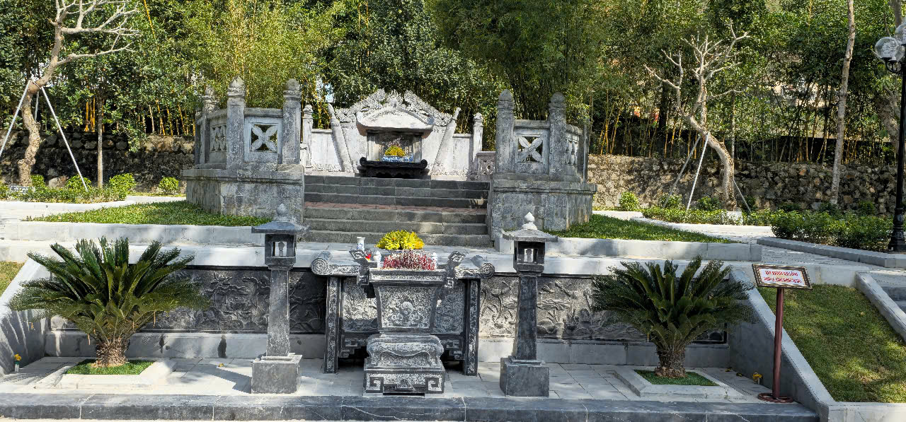 C&oacute; g&igrave; trong khu di t&iacute;ch Hải Thượng L&atilde;n &Ocirc;ng vừa trở th&agrave;nh Di t&iacute;ch Quốc gia đặc biệt?- Ảnh 8.