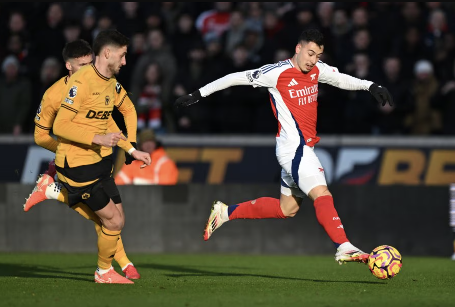 Liverpool v&agrave; Arsenal b&aacute;m đuổi kịch t&iacute;nh, vững ng&ocirc;i đầu Ngoại hạng- Ảnh 2.