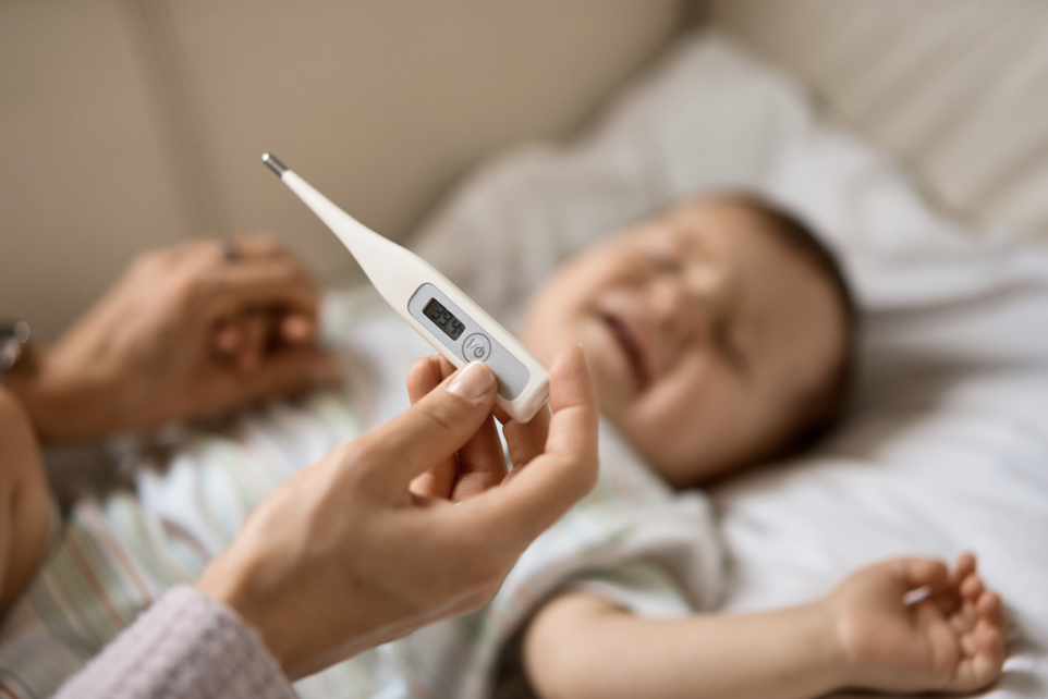 C&aacute;c bệnh thường gặp ở trẻ em trong dịp Tết v&agrave; m&ugrave;a xu&acirc;n- Ảnh 1.