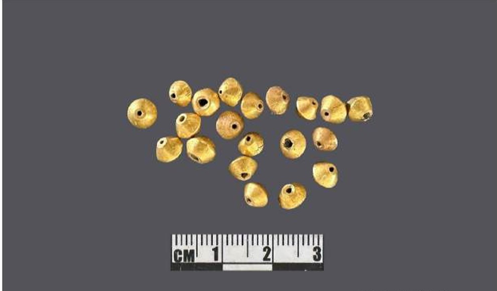 Ly kỳ bảo vật quốc gia: Bí ẩn bộ trang sức vàng trong mộ táng- Ảnh 2.