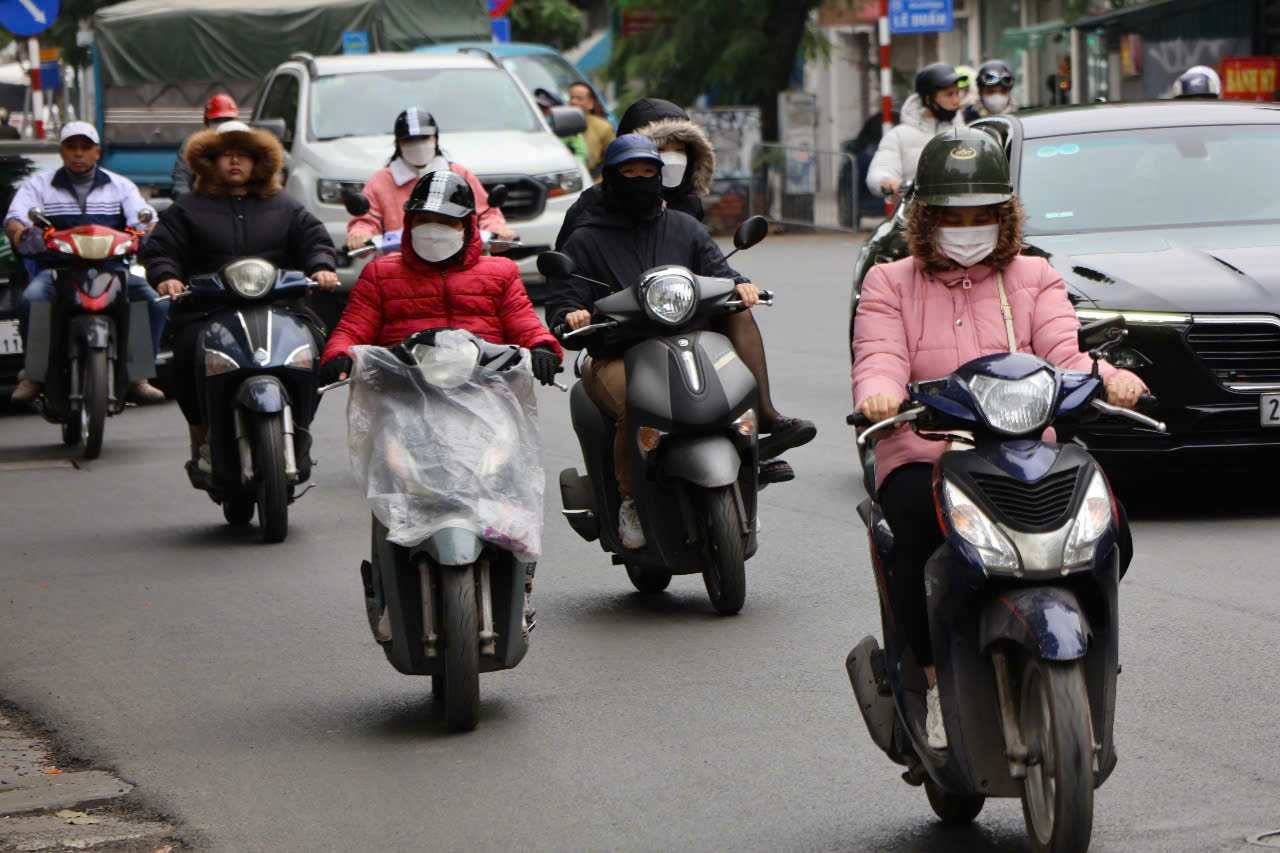 Trời r&eacute;t hại, r&eacute;t đậm từ miền Bắc tới miền Trung- Ảnh 1.