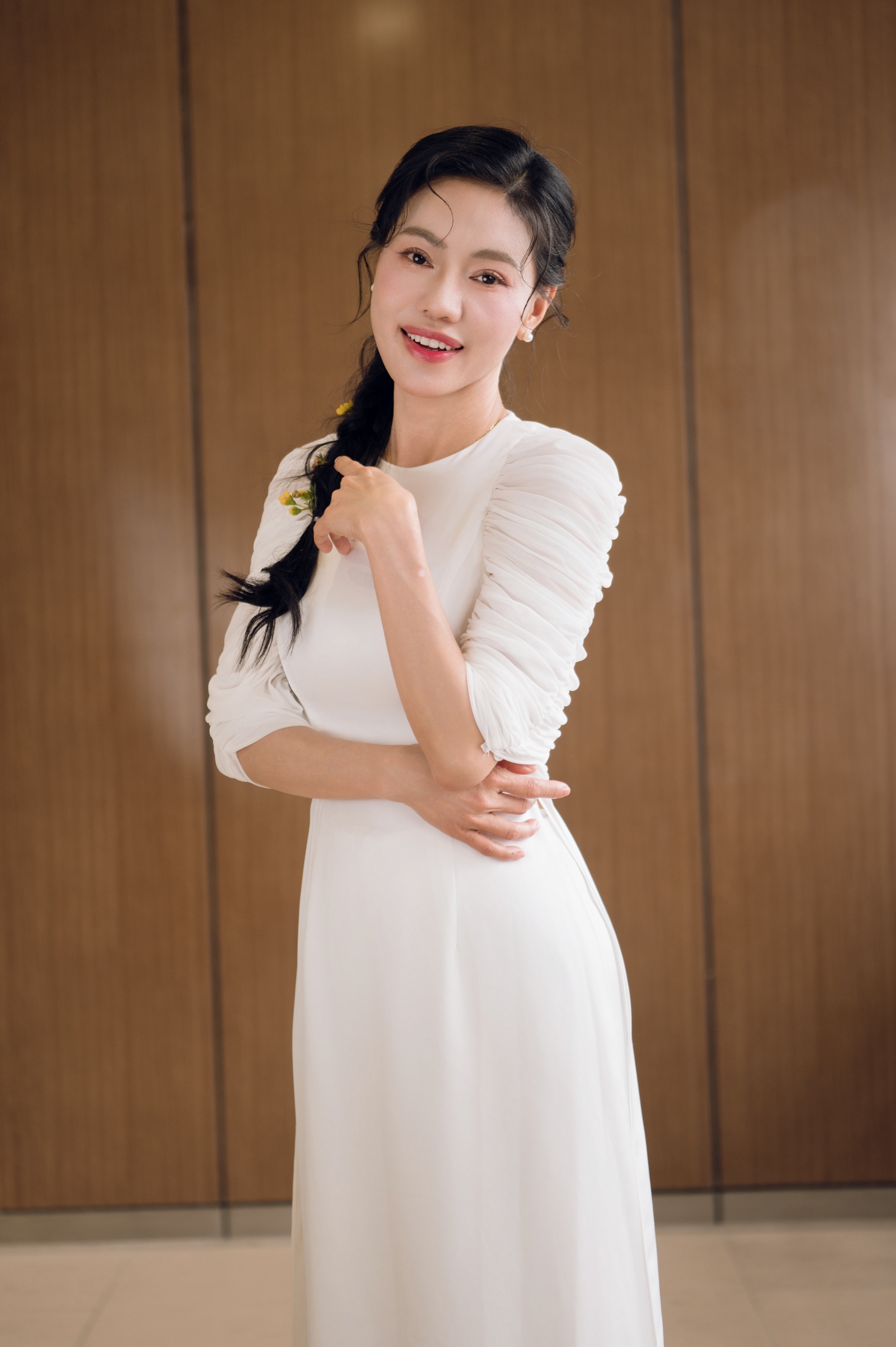 Dàn Hoa hậu Sen Vàng gợi ý chọn áo dài du xuân
- Ảnh 6.
