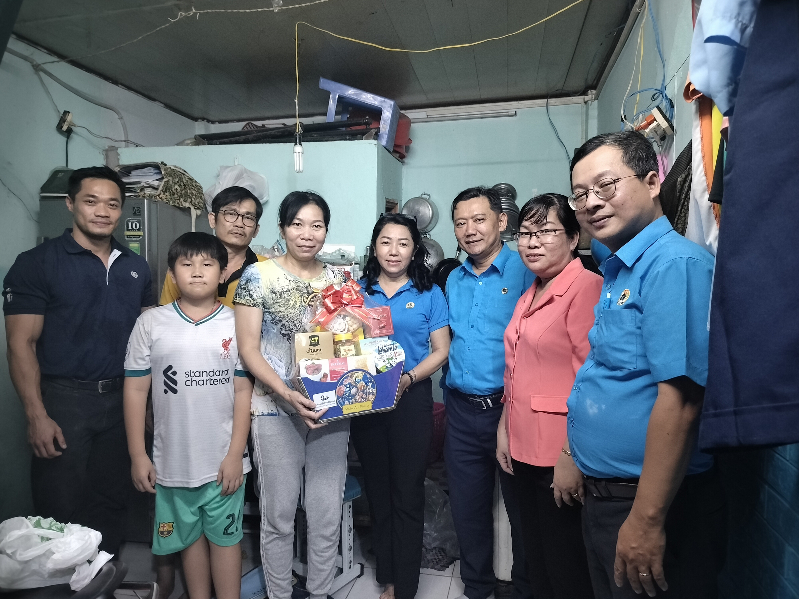 Tết xa quê vẫn ấm áp
- Ảnh 4.