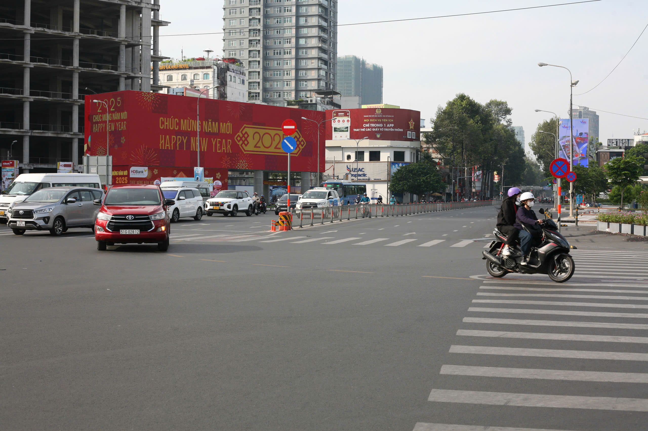 H&igrave;nh ảnh phố phường TP HCM m&ugrave;ng 1 Tết- Ảnh 5.