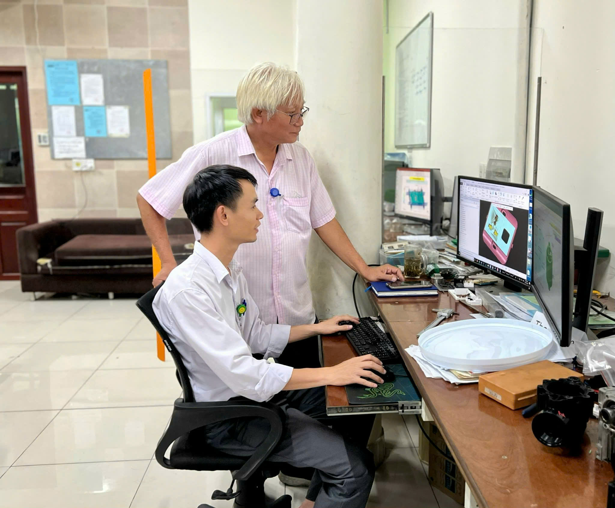 Thị trường lao động TP HCM năm 2025: Những ng&agrave;nh nghề "kh&aacute;t" nh&acirc;n lực sau Tết- Ảnh 2.