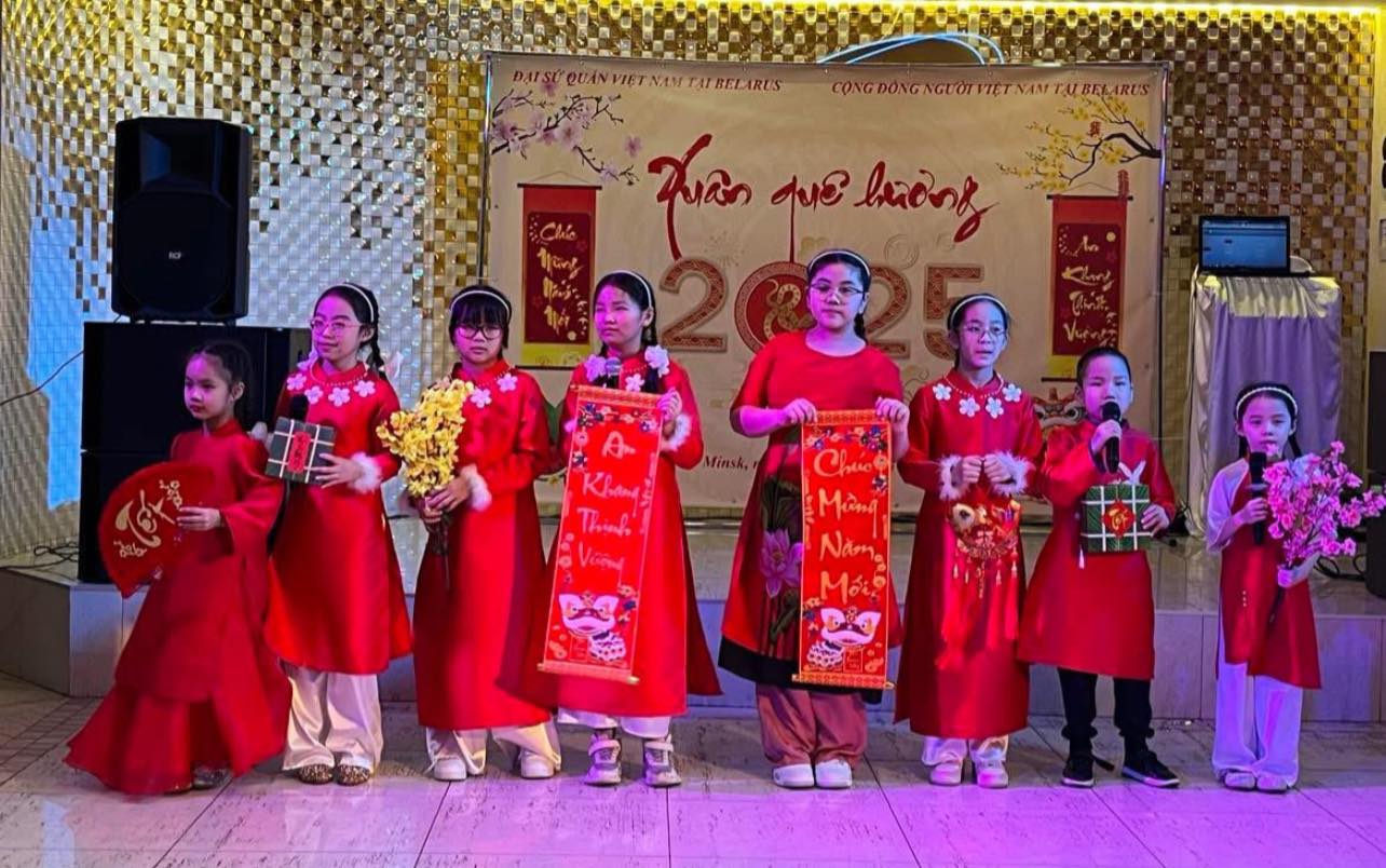Người Việt đ&oacute;n Tết ở nước ngo&agrave;i - Những h&igrave;nh ảnh ấn tượng- Ảnh 1.