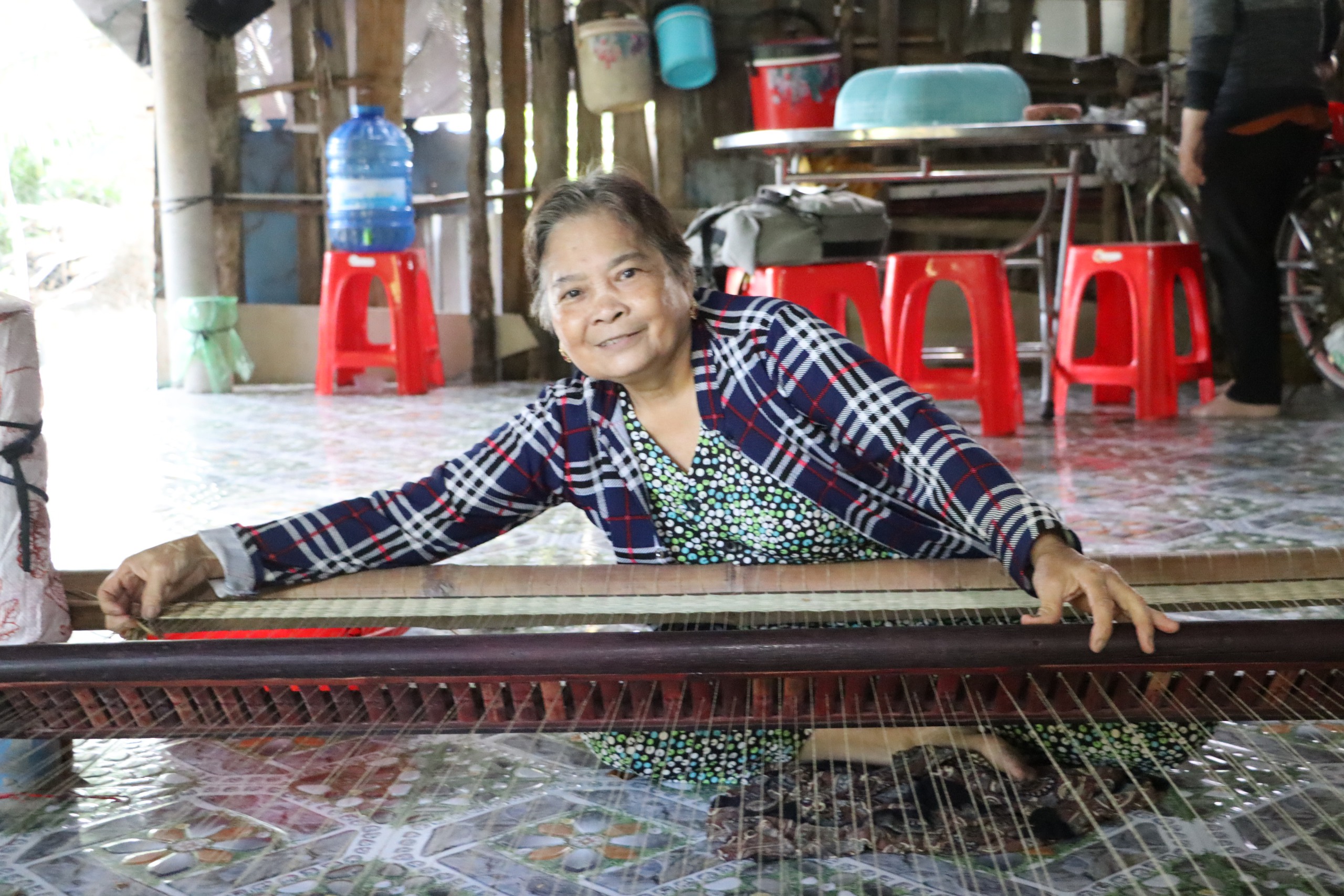 Những người thợ dệt chiếu cuối c&ugrave;ng ở C&agrave; Mau- Ảnh 1.