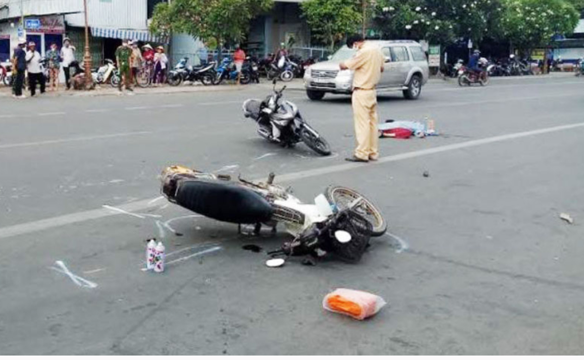 Tai nạn giao th&ocirc;ng ng&agrave;y m&ugrave;ng 1 Tết Ất Tỵ l&agrave;m 17 người tử vong- Ảnh 1.
