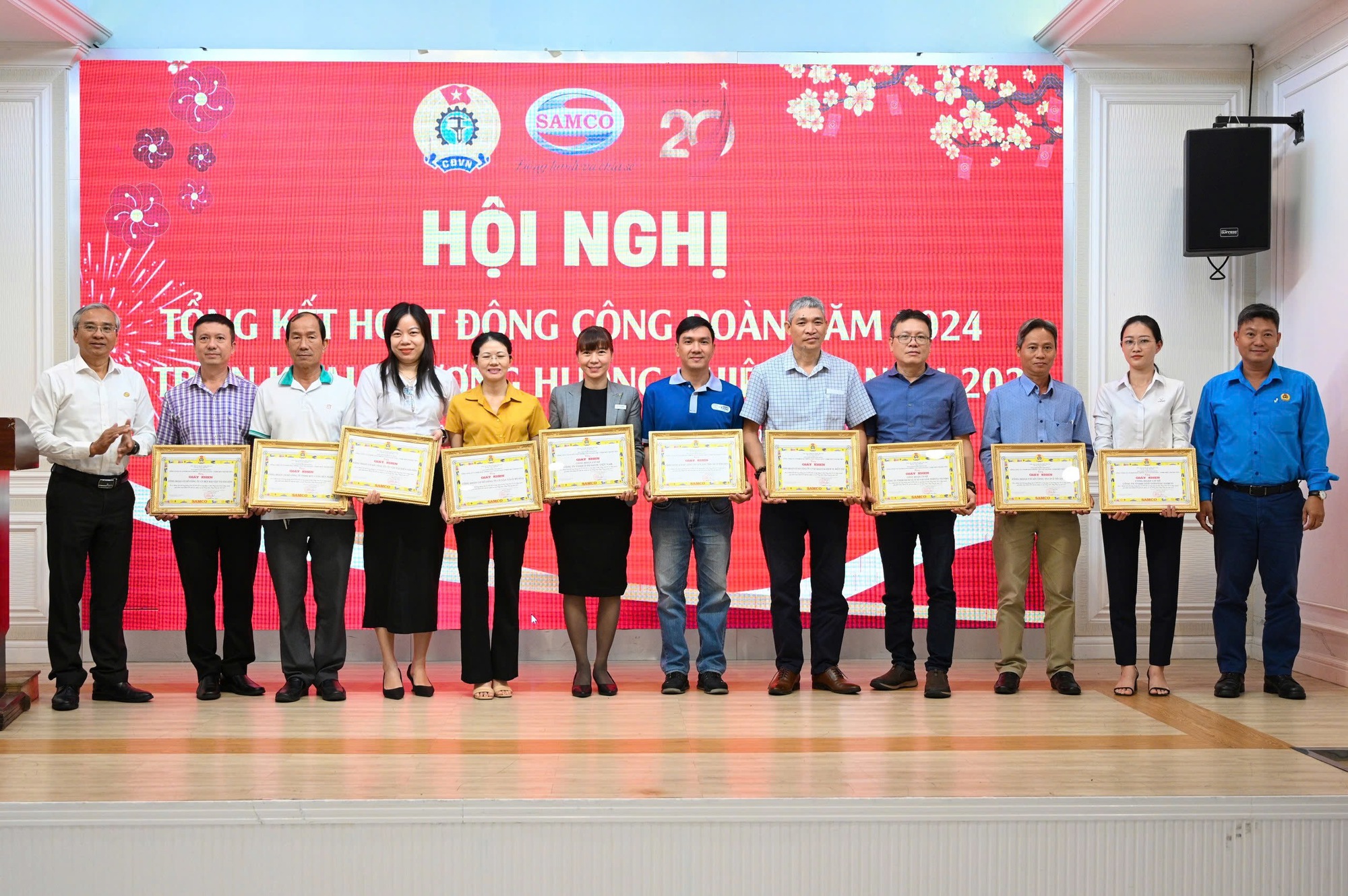 Lấy sự h&agrave;i l&ograve;ng của đo&agrave;n vi&ecirc;n - lao động l&agrave;m thước đo- Ảnh 1.