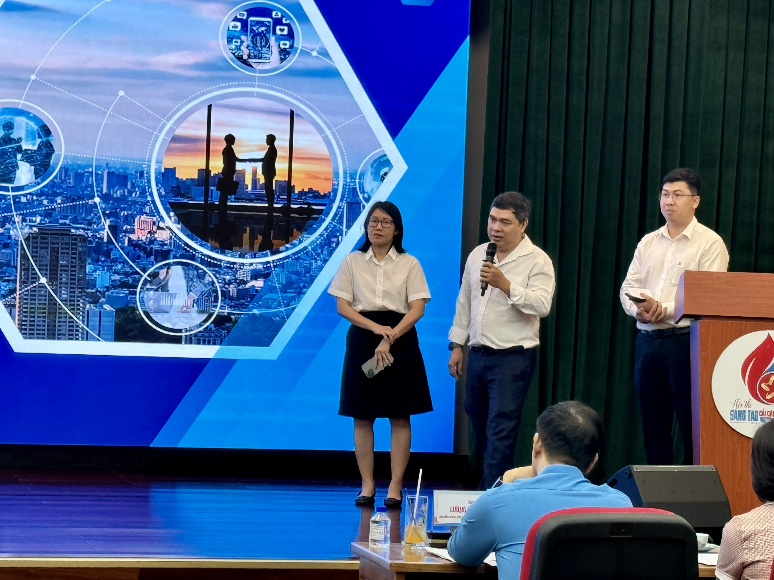 Ước vọng năm 2025: Việc l&agrave;m ổn định, thu nhập tăng- Ảnh 5.