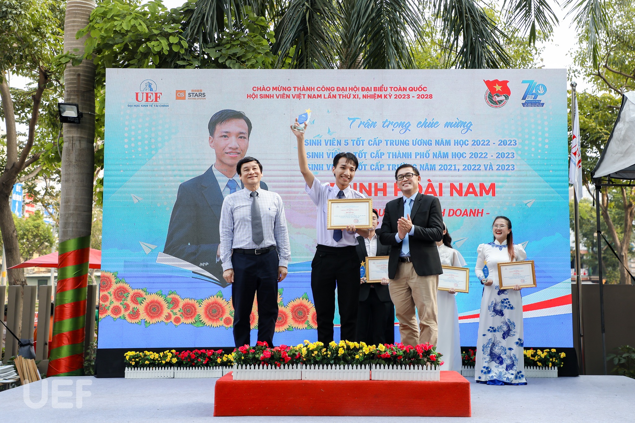 Quả ngọt cho sự ki&ecirc;n tr&igrave;- Ảnh 2.