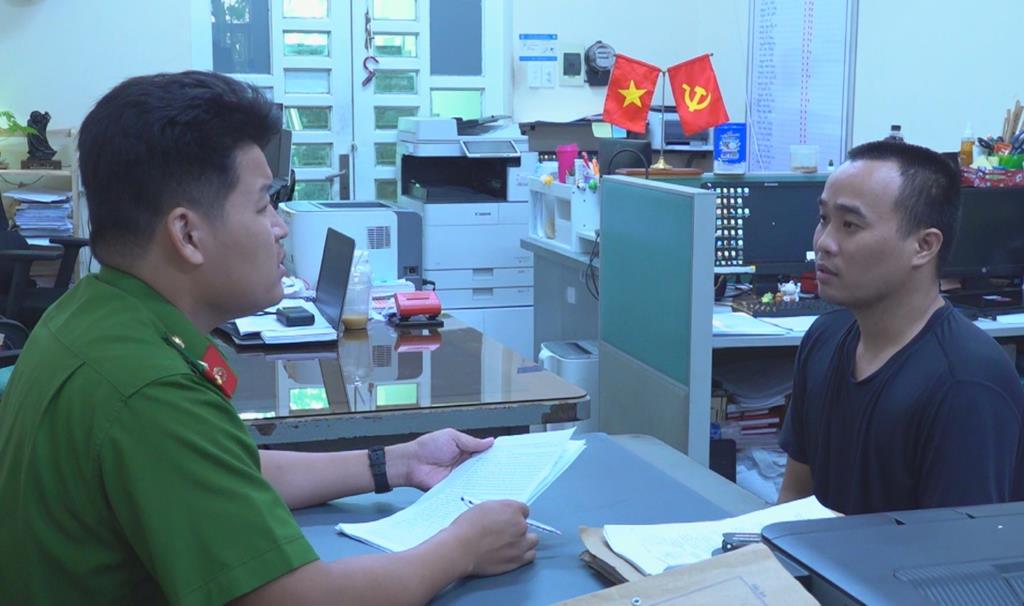 Đồng Nai vừa bắt giữ nh&oacute;m đối tượng dụ dỗ h&agrave;ng trăm người đầu tư tiền ảo đa cấp- Ảnh 3.