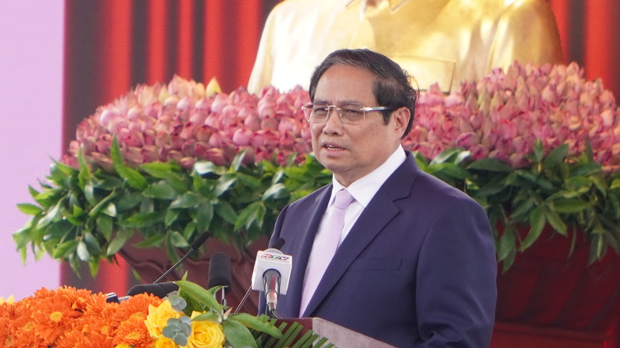 Lực lượng Vũ trang TP HCM đón nhận danh hiệu
Anh hùng lần 3- Ảnh 2.