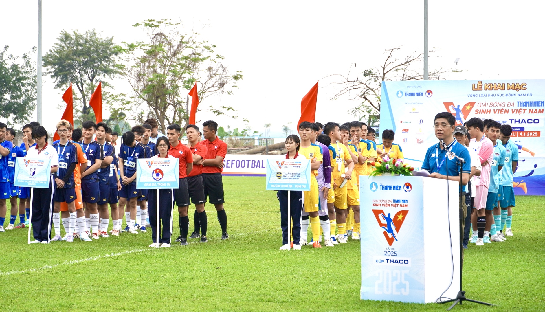 Khai mạc v&ograve;ng loại khu vực Đ&ocirc;ng Nam Bộ Giải b&oacute;ng đ&aacute; Thanh ni&ecirc;n sinh vi&ecirc;n Việt Nam- Ảnh 1.
