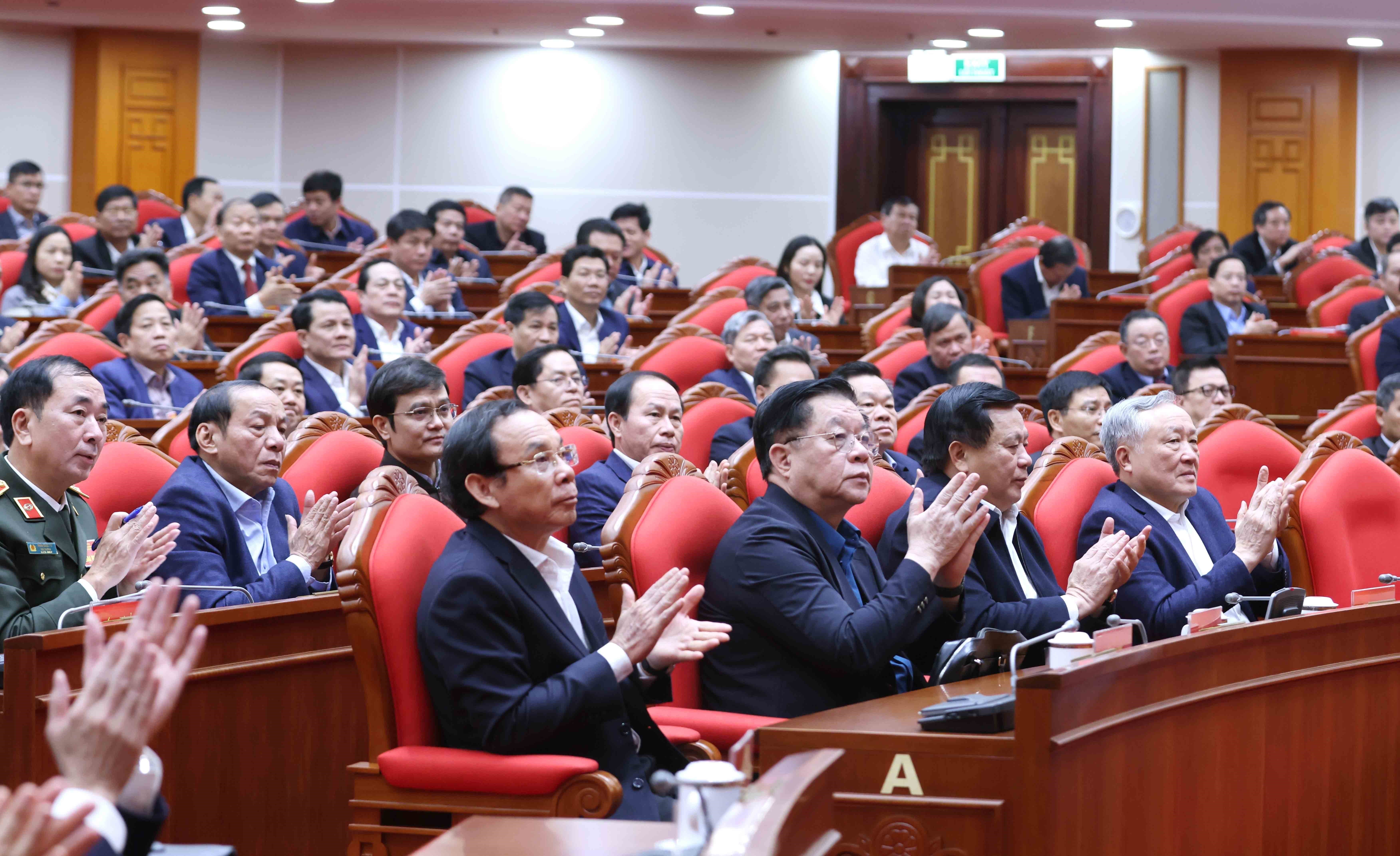 X&acirc;y dựng Đảng: Kh&ocirc;ng v&igrave; lợi &iacute;ch c&aacute; nh&acirc;n m&agrave; tha h&oacute;a, sa ng&atilde;- Ảnh 1.