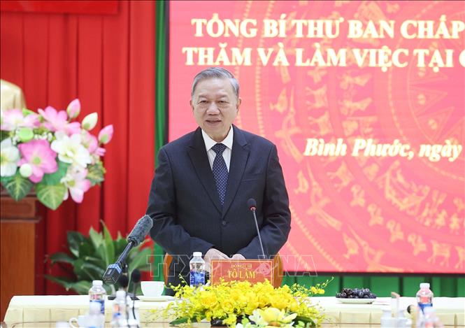 Tổng B&iacute; thư T&ocirc; L&acirc;m thăm v&agrave; l&agrave;m việc với C&ocirc;ng an tỉnh B&igrave;nh Phước- Ảnh 4.
