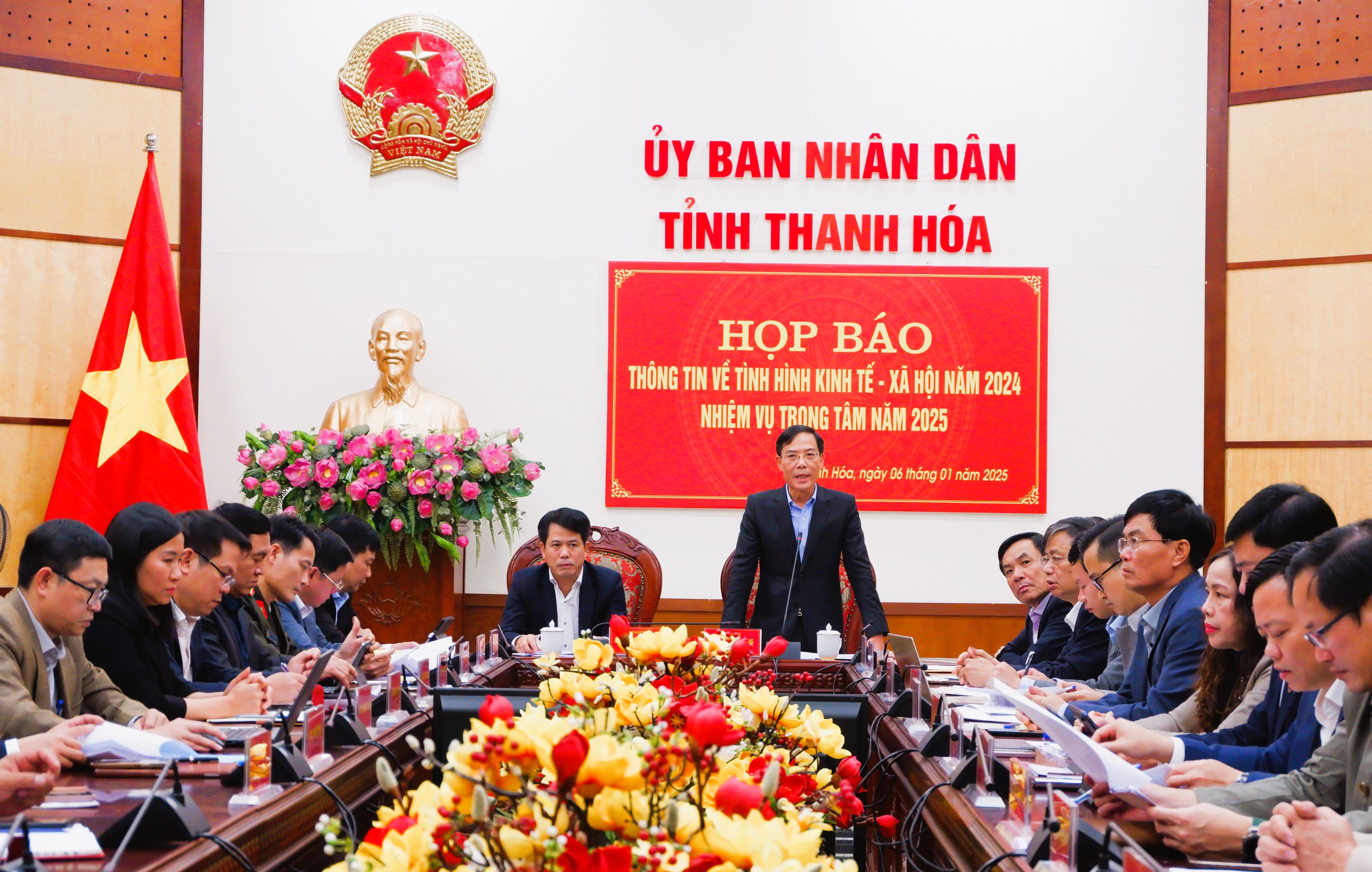 Thanh H&oacute;a thu ng&acirc;n s&aacute;ch vượt Quảng Ninh, đứng thứ 7 cả nước- Ảnh 1.