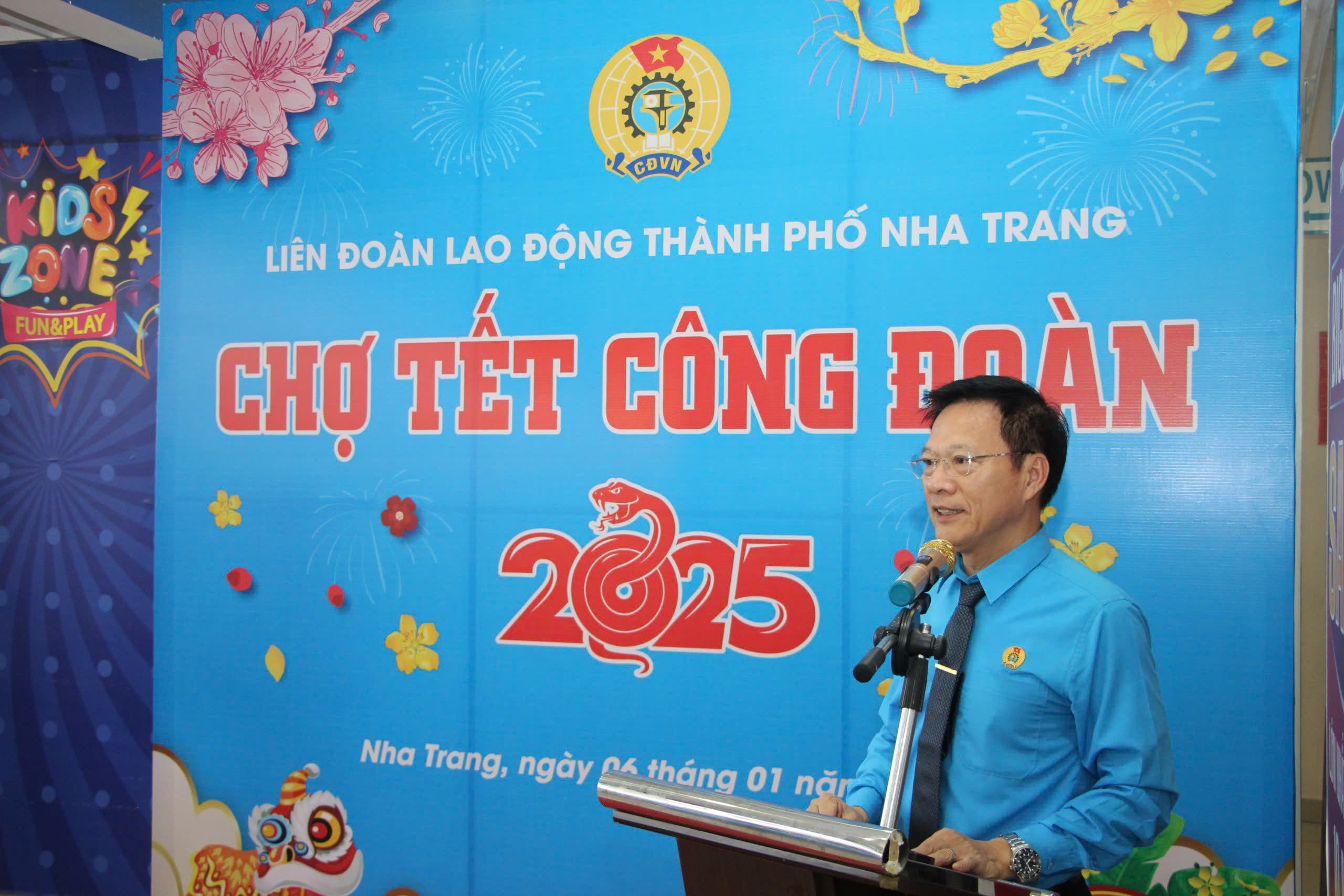 LĐLĐ Nha Trang: Tổ chức chợ Tết Công đoàn năm 2025- Ảnh 1.