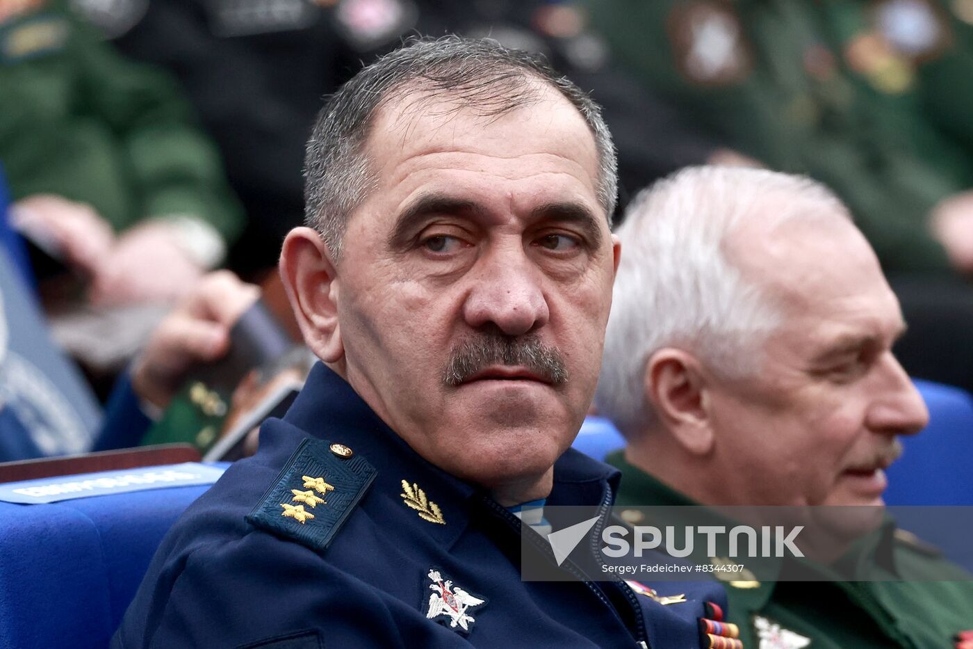 Thứ trưởng Bộ Quốc ph&ograve;ng Nga Yunus-Bek Yevkurov. Ảnh: Sputnik