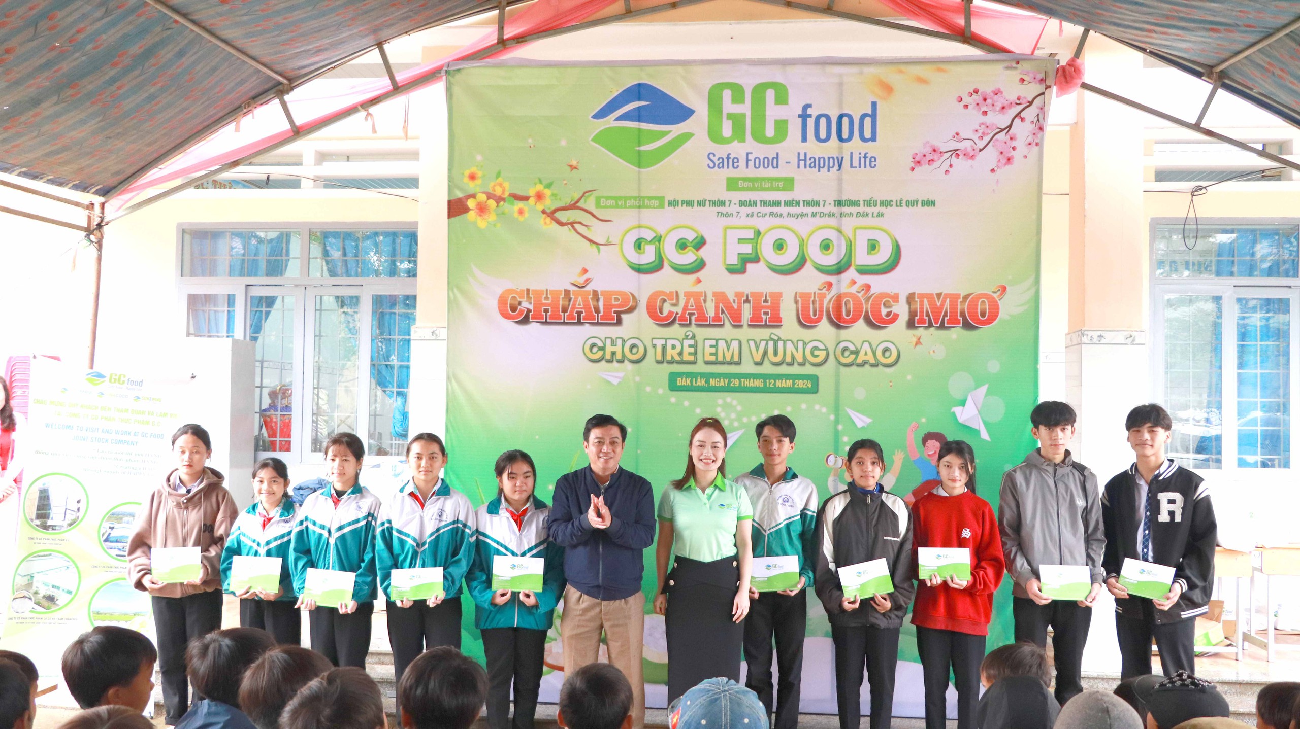 Một buổi s&aacute;ng đặc biệt tr&ecirc;n v&ugrave;ng cao T&acirc;y Nguy&ecirc;n- Ảnh 4.