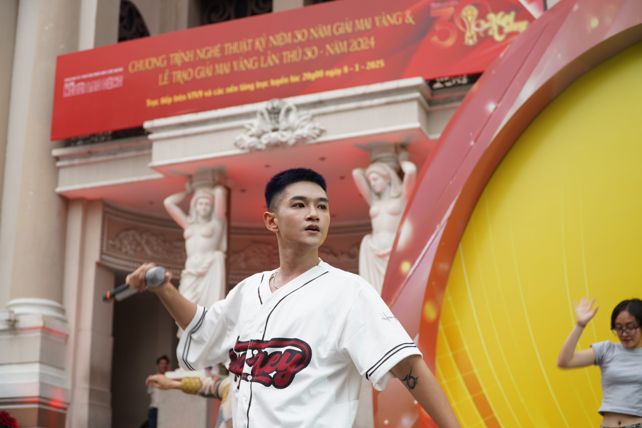 S&ocirc;i động buổi tổng duyệt Lễ trao Giải Mai V&agrave;ng lần thứ 30 - năm 2024- Ảnh 16.