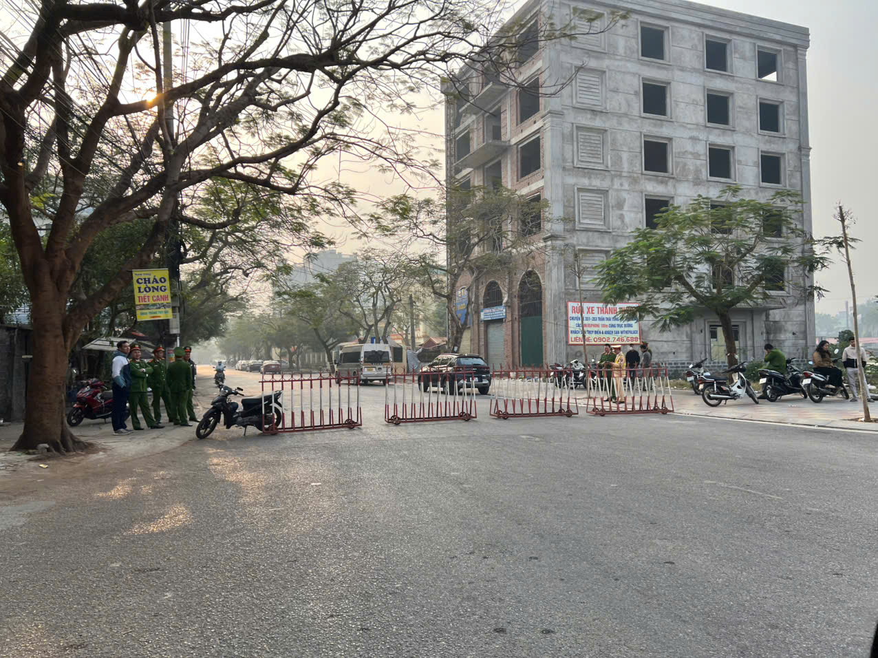 Phi&ecirc;n to&agrave; x&eacute;t xử bị c&aacute;o Lưu B&igrave;nh Nhưỡng v&agrave; c&aacute;c đồng phạm: An ninh được thắt chặt- Ảnh 1.