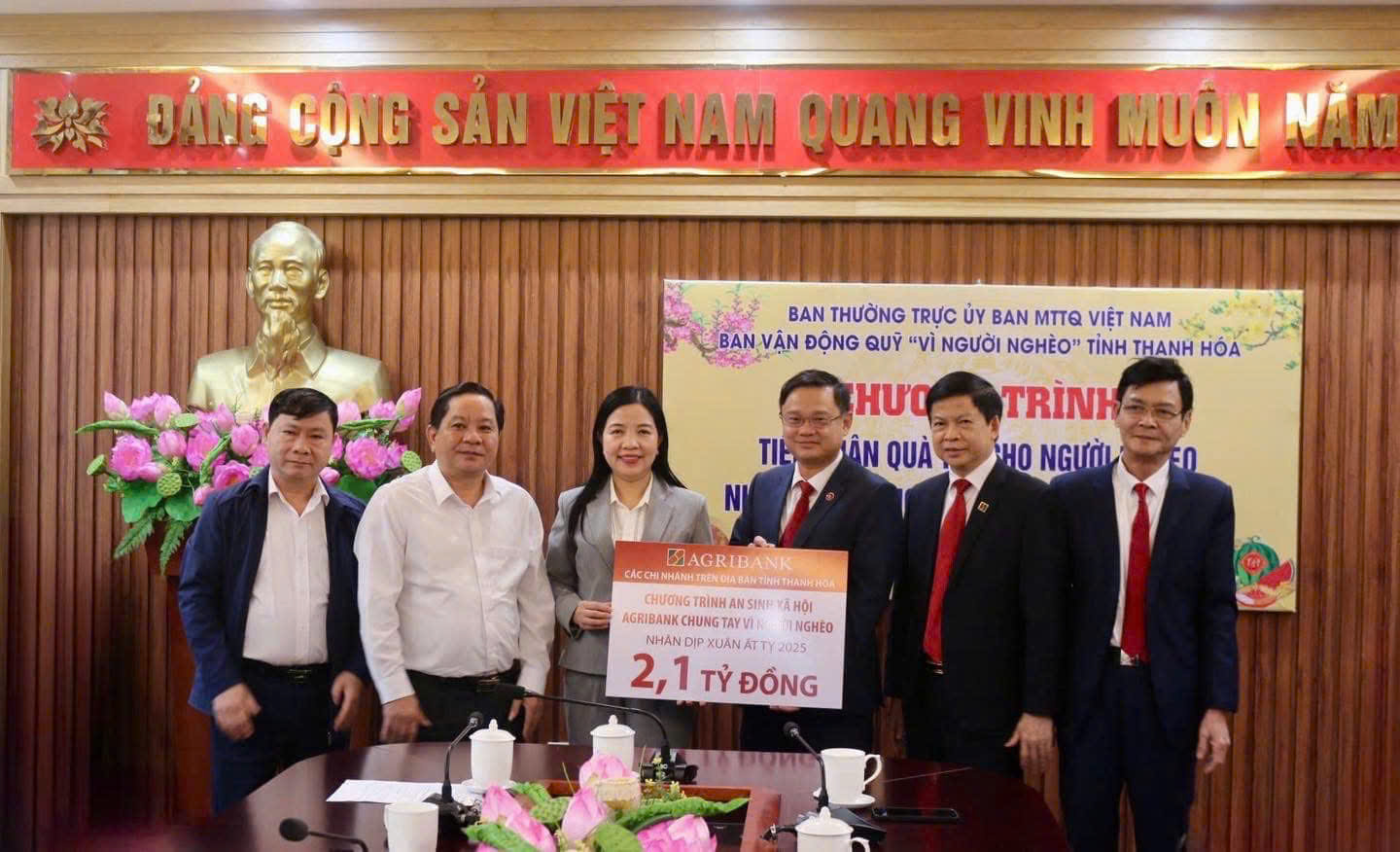 Agribank chung tay v&igrave; người ngh&egrave;o, đối tượng ch&iacute;nh s&aacute;ch- Ảnh 2.