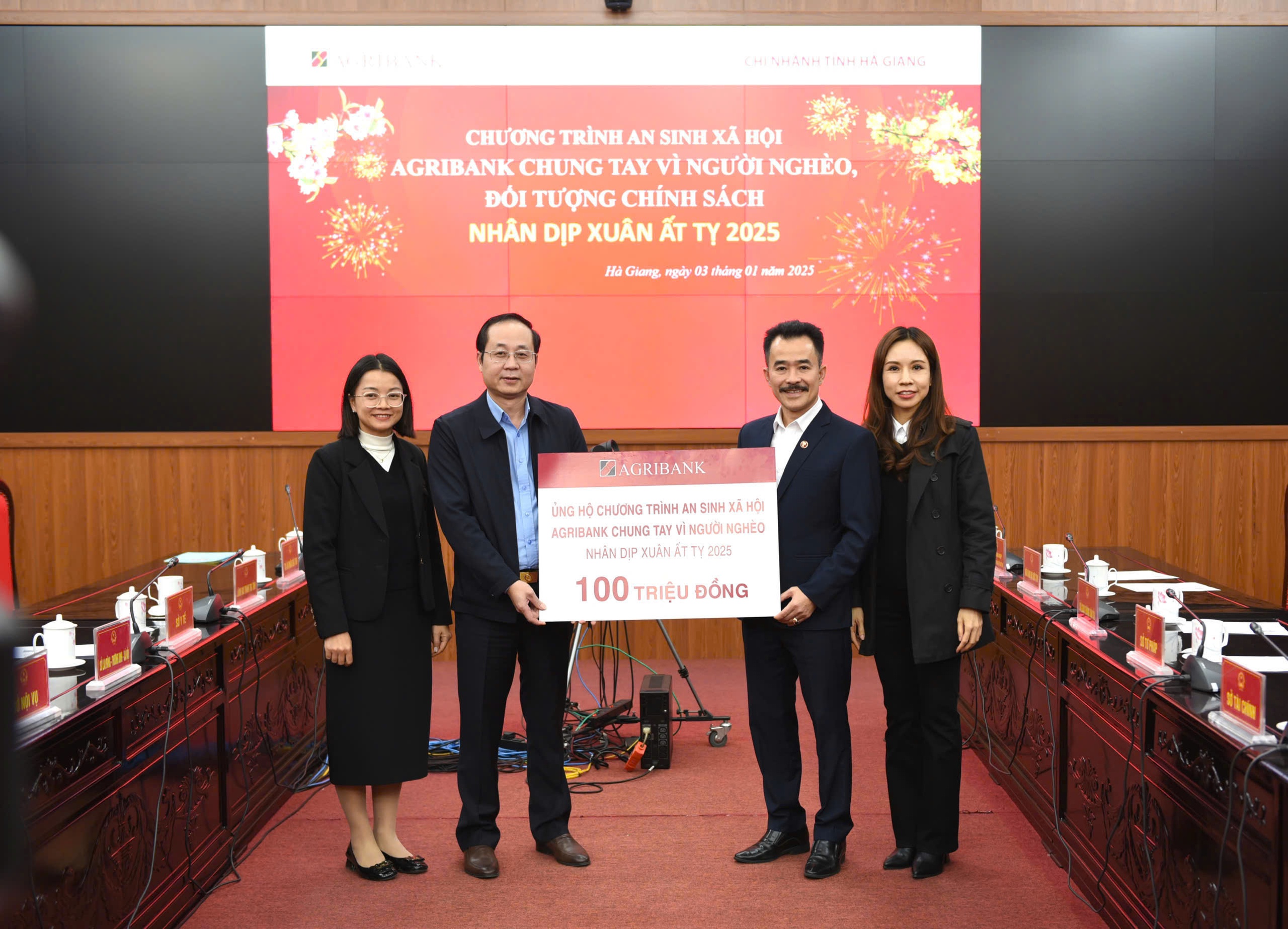 Agribank chung tay v&igrave; người ngh&egrave;o, đối tượng ch&iacute;nh s&aacute;ch- Ảnh 3.
