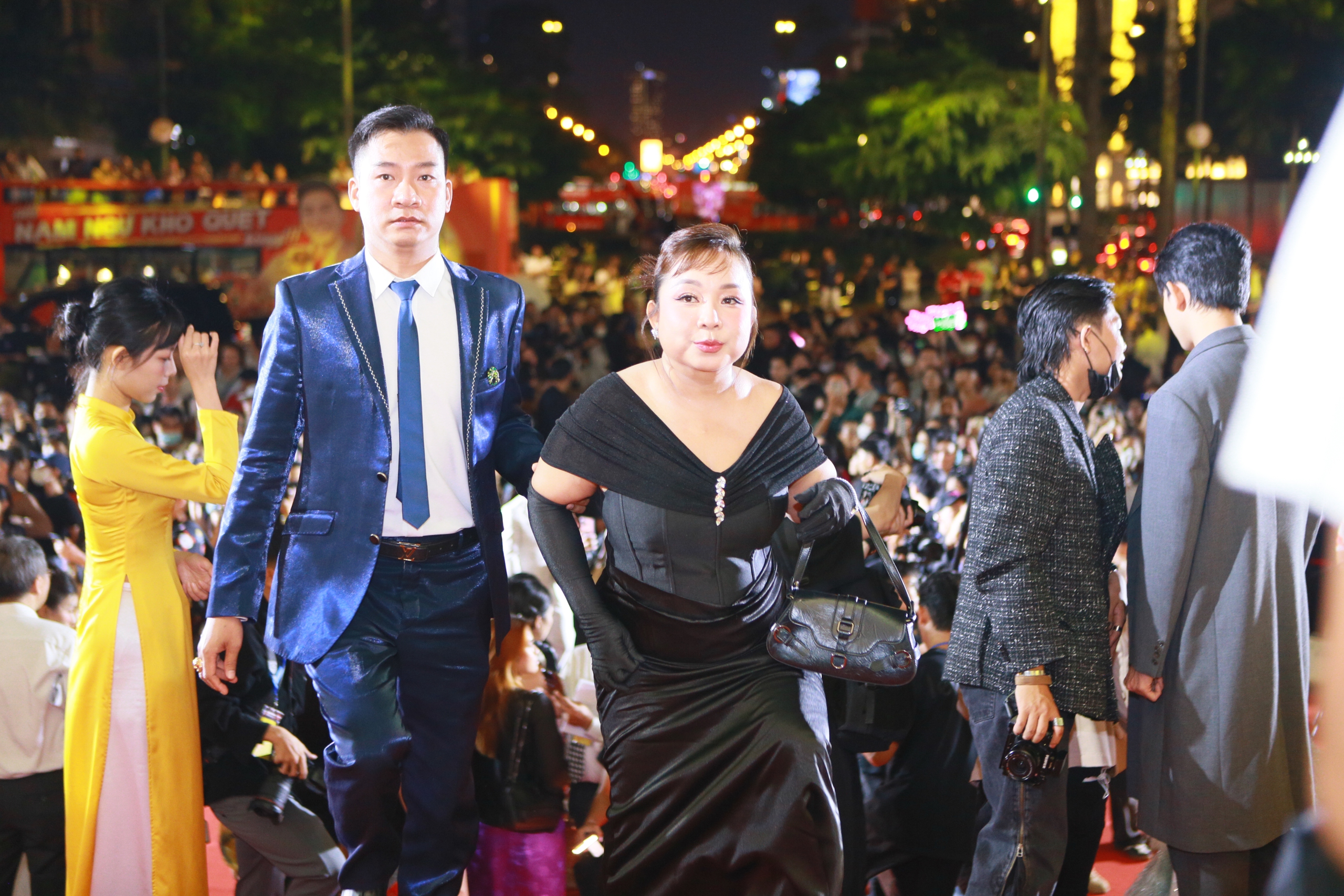 To&agrave;n cảnh Chương tr&igrave;nh nghệ thuật kỷ niệm 30 năm Giải Mai V&agrave;ng v&agrave; Lễ trao giải Mai V&agrave;ng 30 - 2024- Ảnh 17.