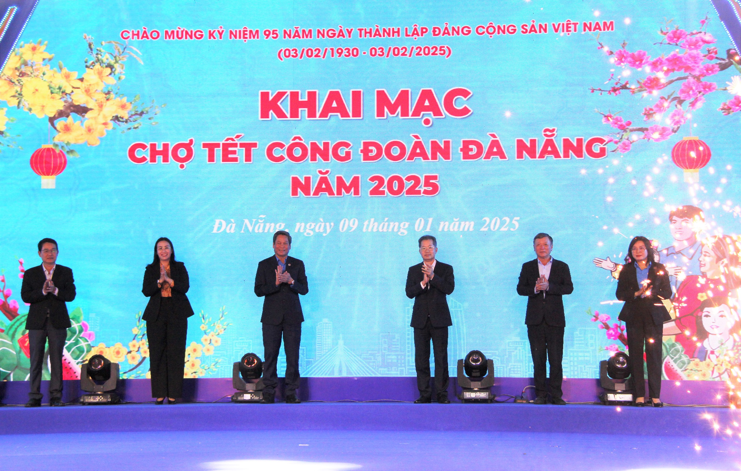 H&agrave;ng ngh&igrave;n c&ocirc;ng nh&acirc;n Đ&agrave; Nẵng mua sắm tại Chợ Tết C&ocirc;ng đo&agrave;n 2025- Ảnh 4.
