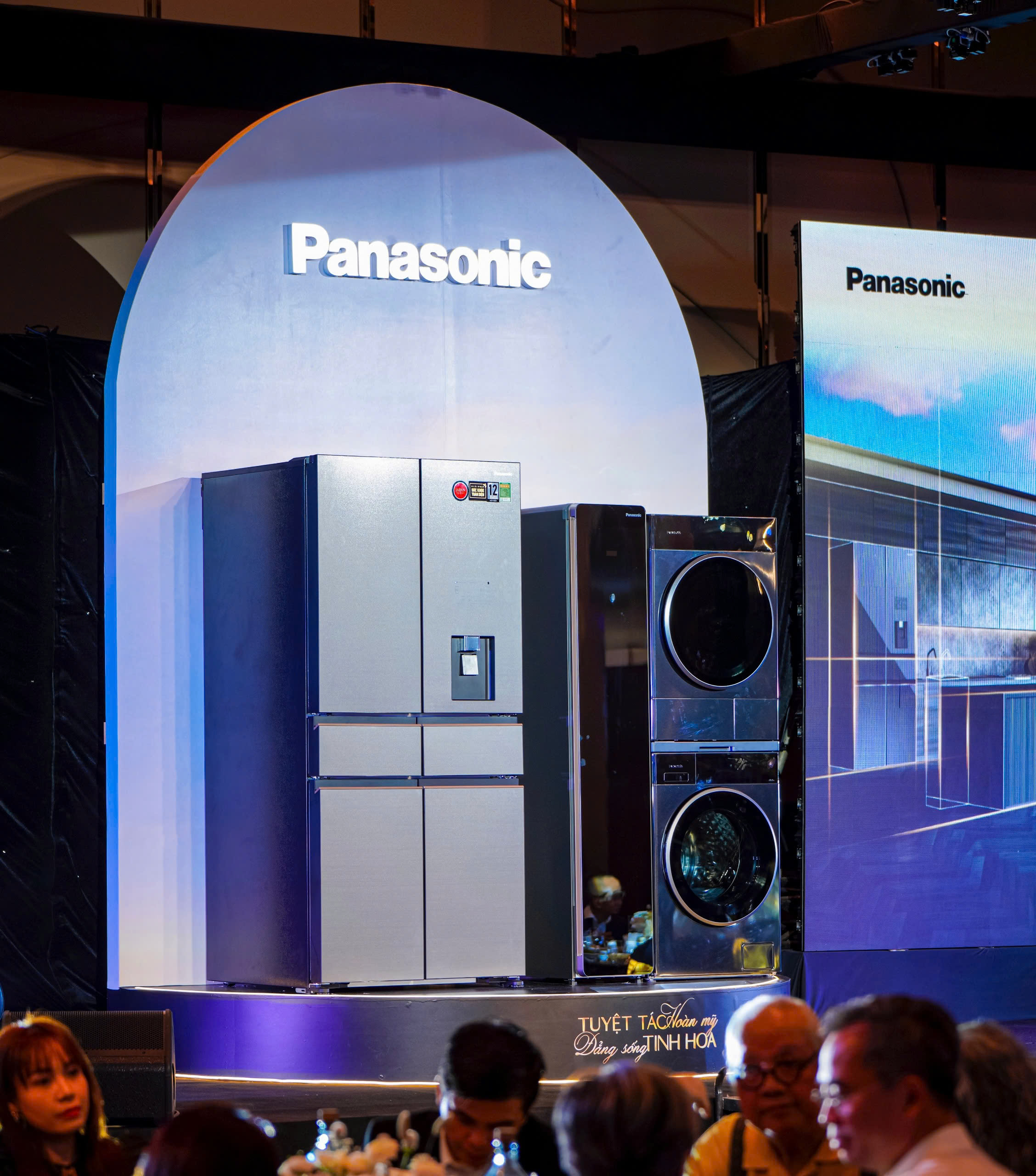 Panasonic c&ugrave;ng Điện m&aacute;y - Nội thất Chợ Lớn ra mắt &ldquo;Tuyệt t&aacute;c ho&agrave;n mỹ - Đẳng sống tinh hoa&rdquo;- Ảnh 1.