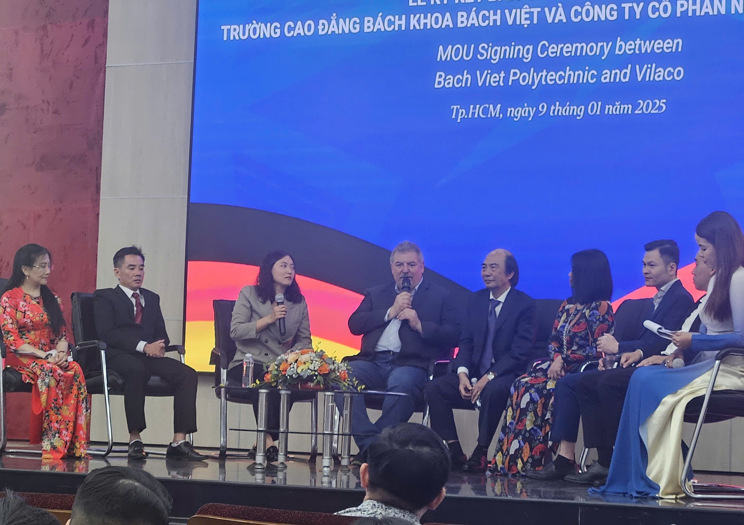 Sinh vi&ecirc;n năm nhất t&igrave;m kiếm cơ hội du học Đức ng&agrave;nh điều dưỡng- Ảnh 1.