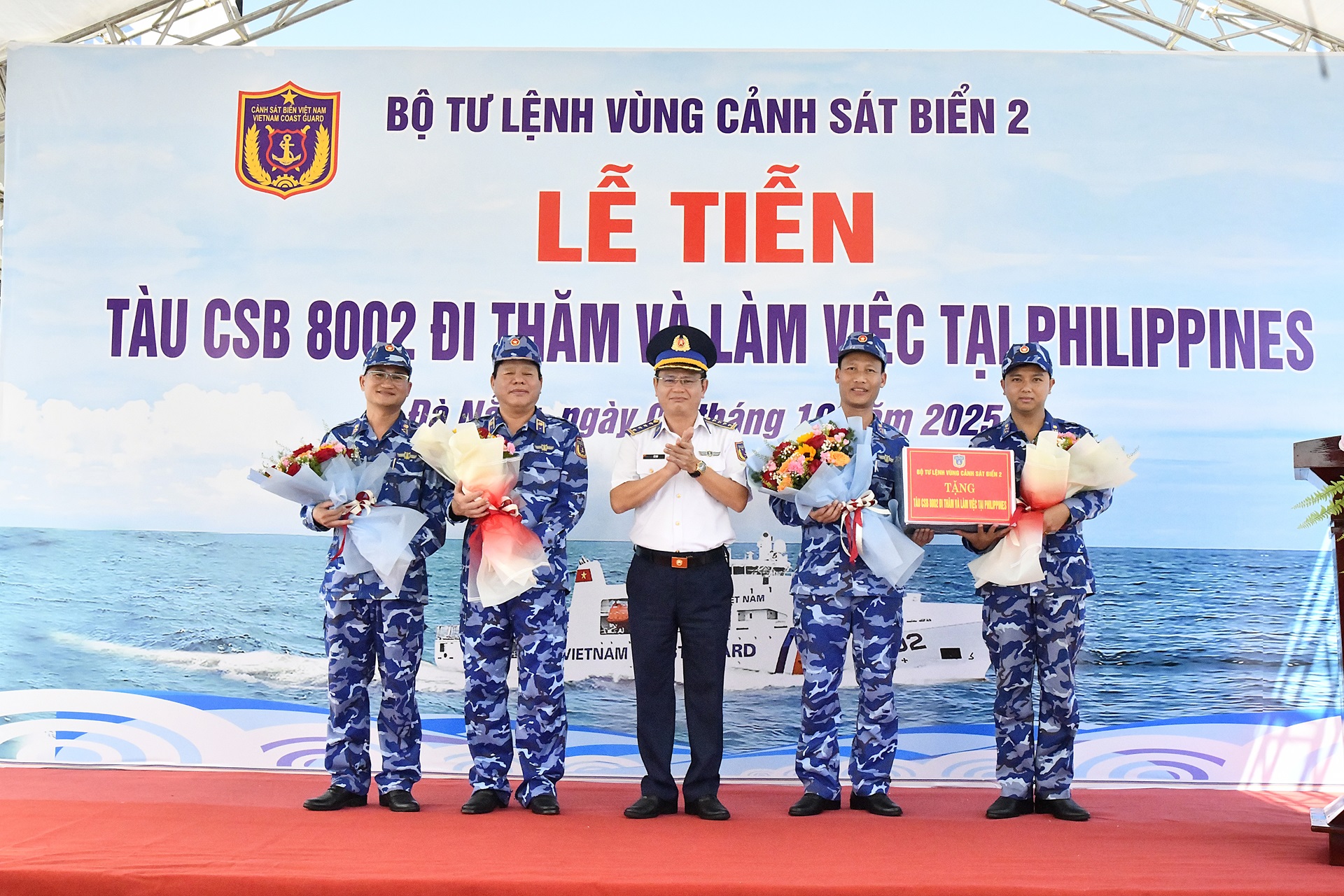 Tàu CSB 8002 lên đường thăm Lực lượng Bảo vệ bờ biển Philippines- Ảnh 3.