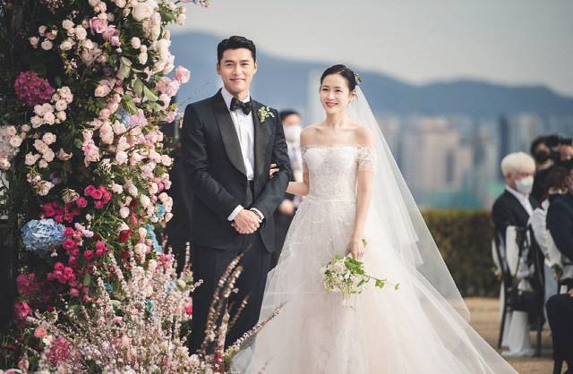 T&agrave;i tử Hyun Bin v&agrave; vợ Son Ye-jin lại g&acirc;y sốt - Ảnh 3.