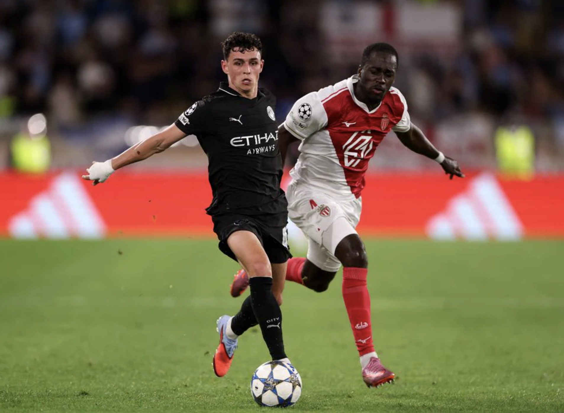Haaland lập c&uacute; đ&uacute;p, Man City đ&aacute;nh rơi chiến thắng kh&oacute; tin trước Monaco- Ảnh 2.