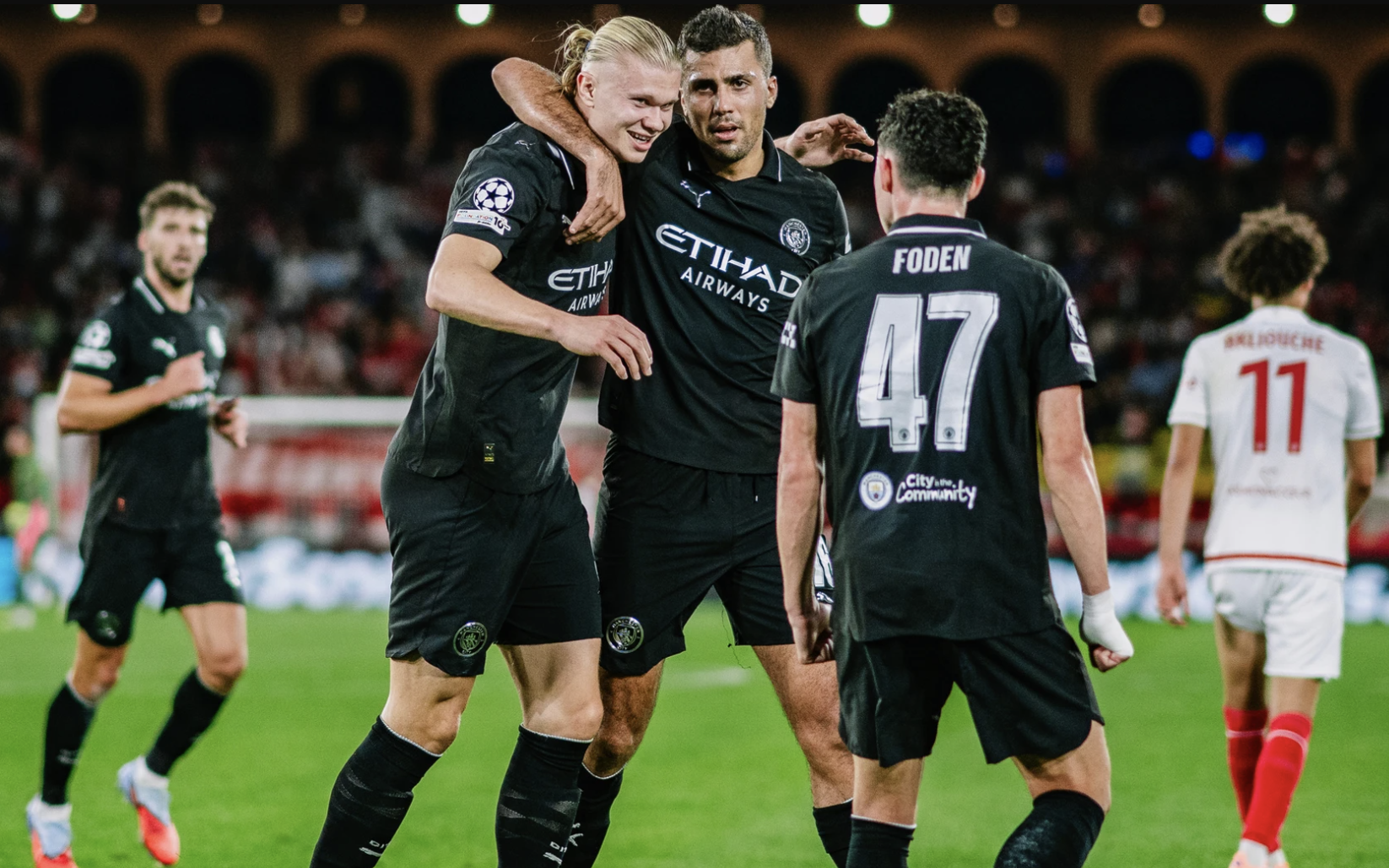 Champions League: Barcelona dễ thở, Man City đối mặt thử thách - Ảnh 6.