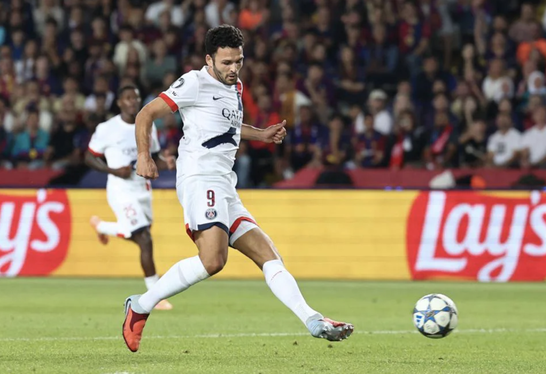 PSG ngược dòng siêu đỉnh, hạ chủ nhà Barcelona tại Montjuïc- Ảnh 6.
