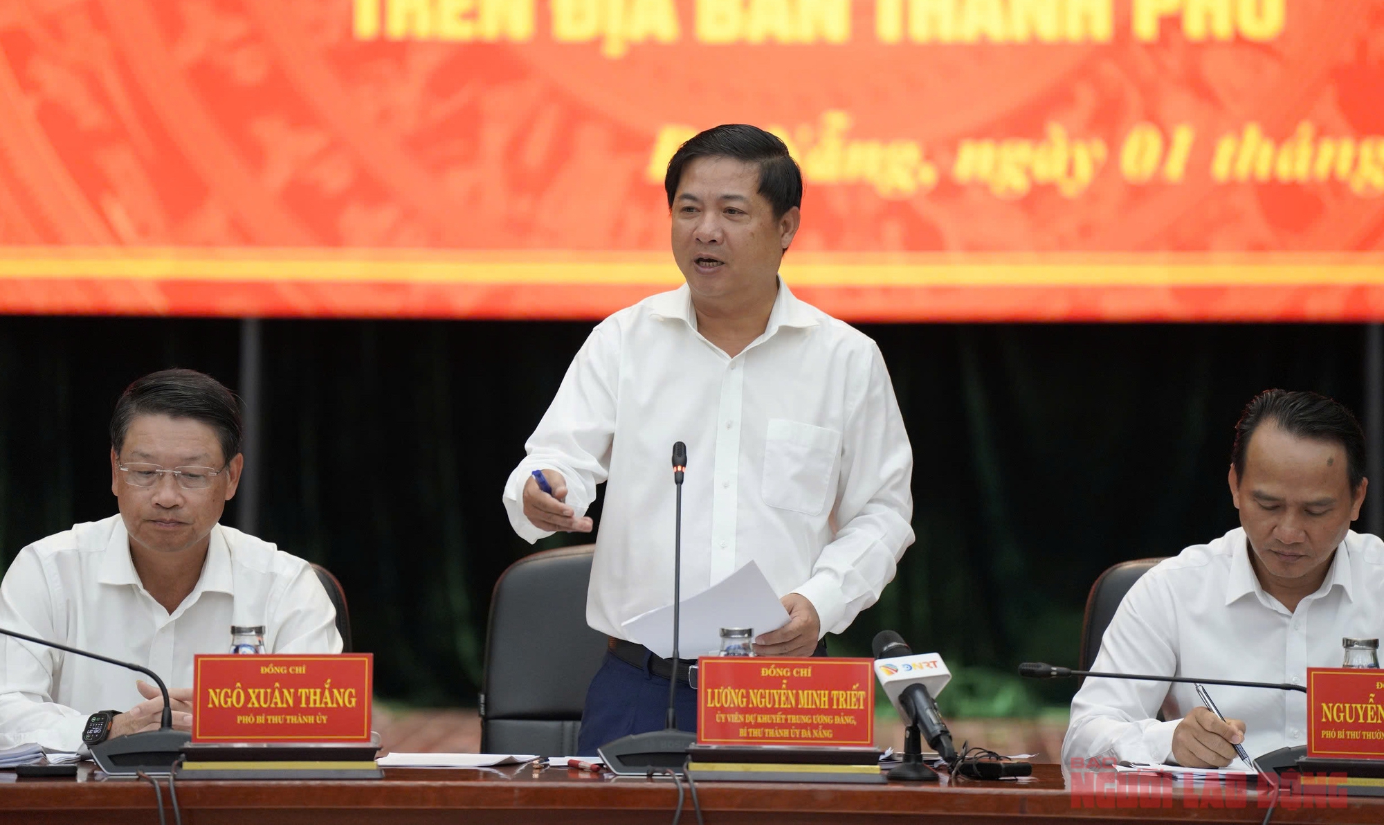 Bí thư Đà Nẵng: Làm rõ việc sắp xếp cán bộ huyện, xã cũ- Ảnh 1.